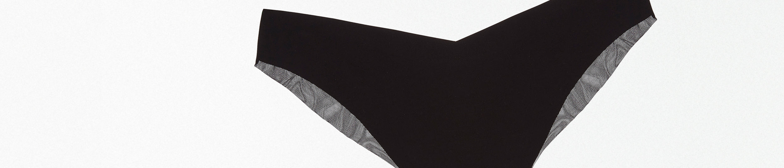 Seamless Panties: Your Go-To Underwear Essential