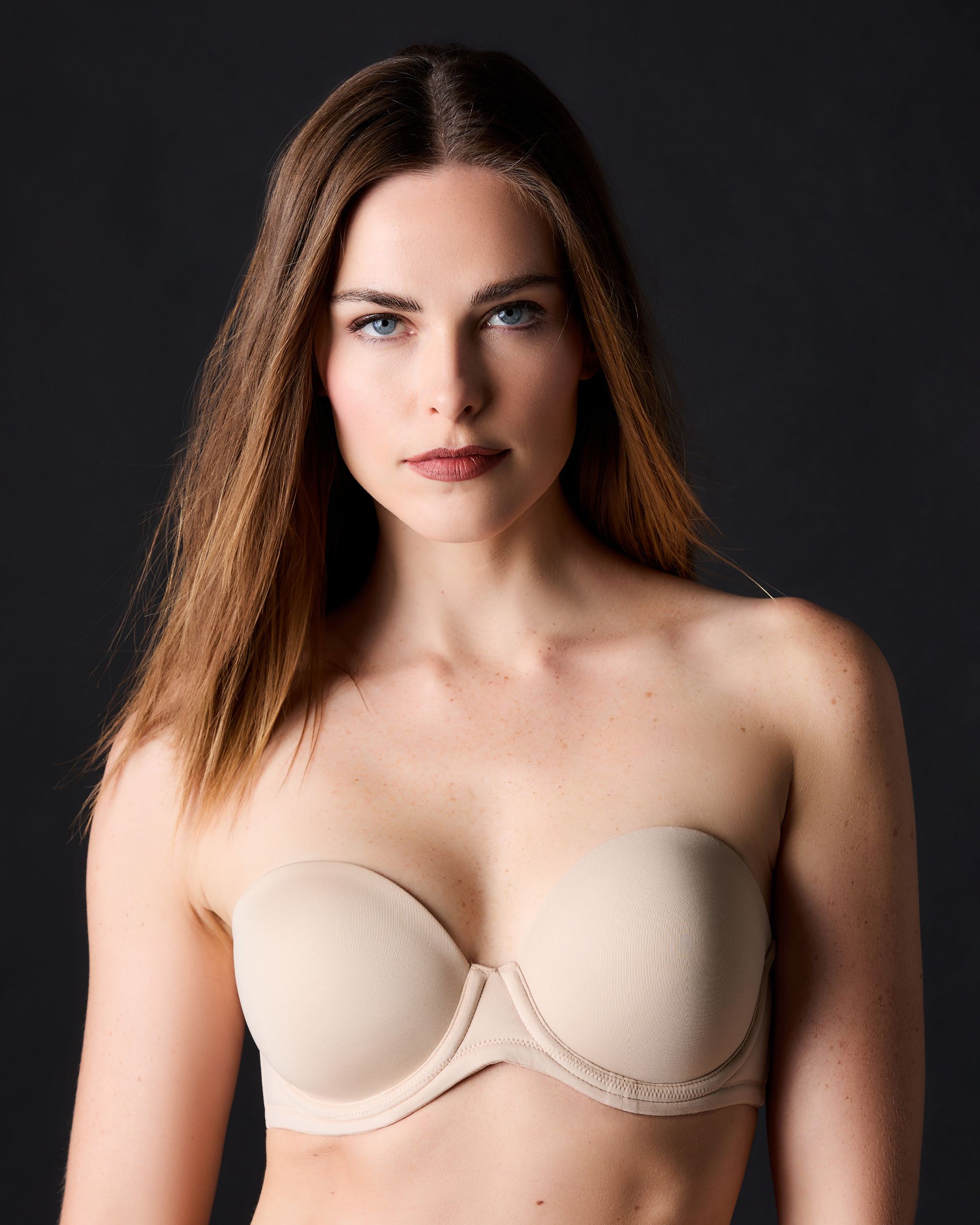 Wacoal Red Carpet Strapless Bra in beige