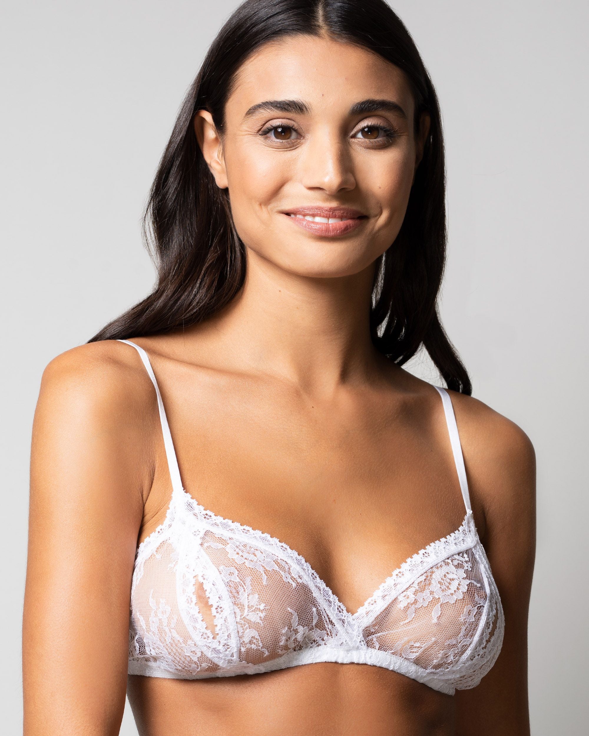 Only Hearts Chantilly Lace Coucou Bralette in white