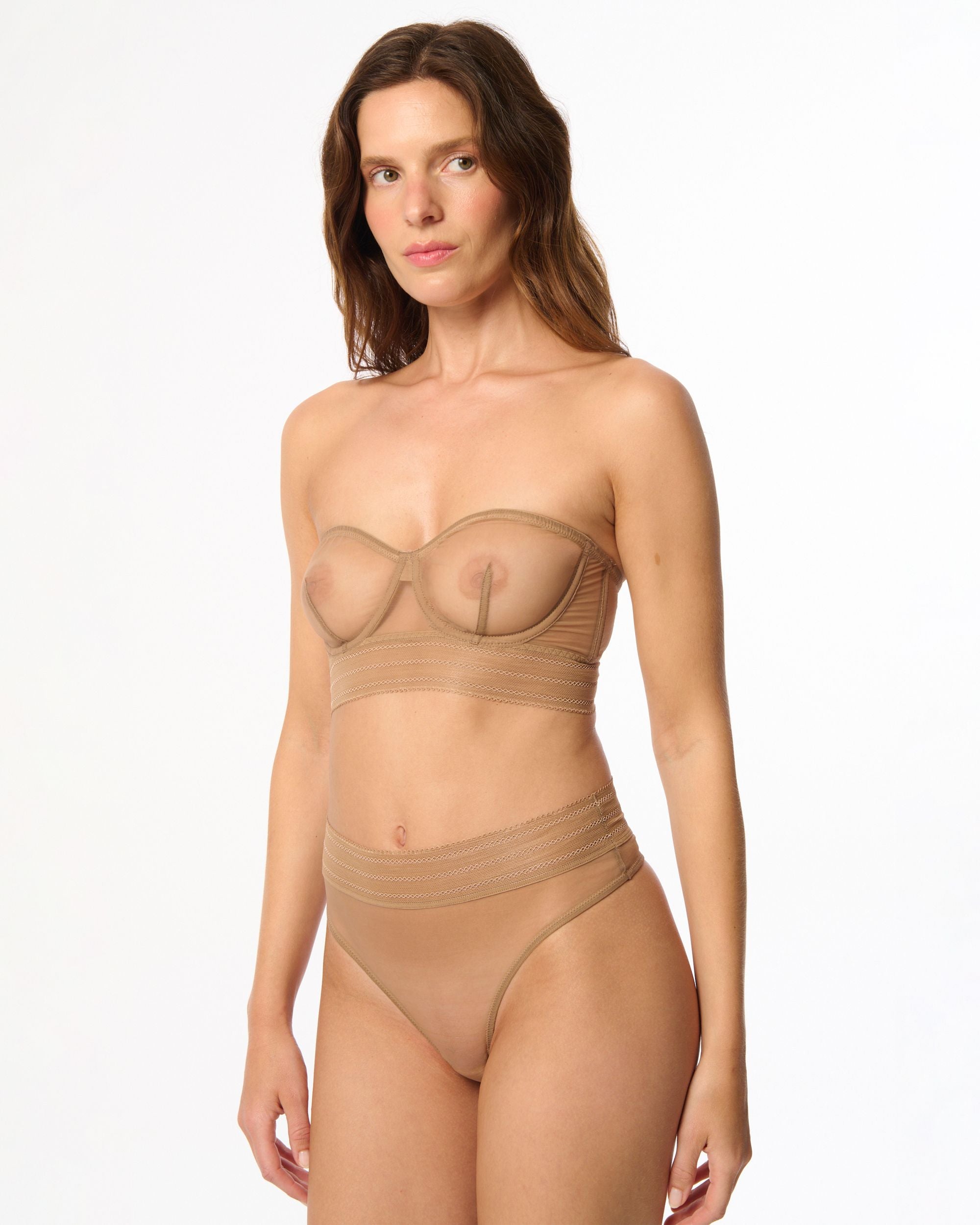 Else Bare Thong in brown