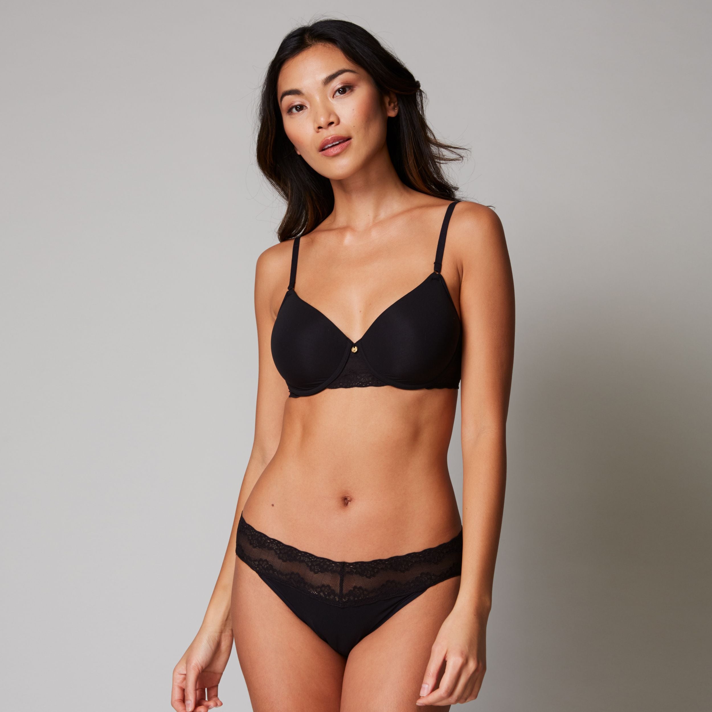 Natori Bliss Perfection V-kini in black