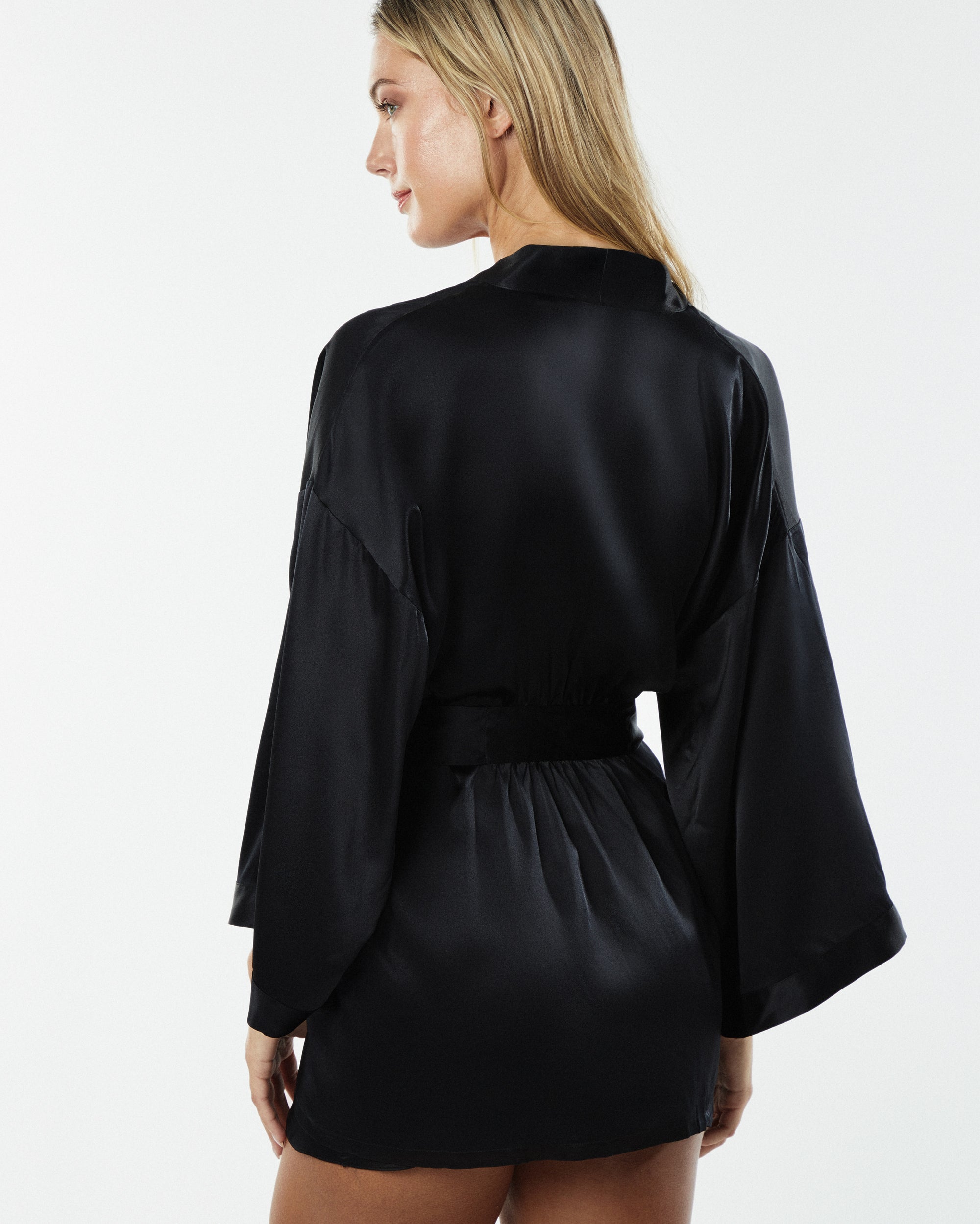 Journelle Celine Classic Robe in black