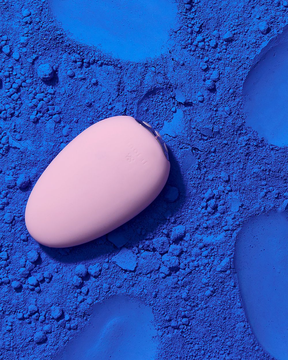 Je Joue Mimi Soft Clitoral Pebble Vibrator in purple