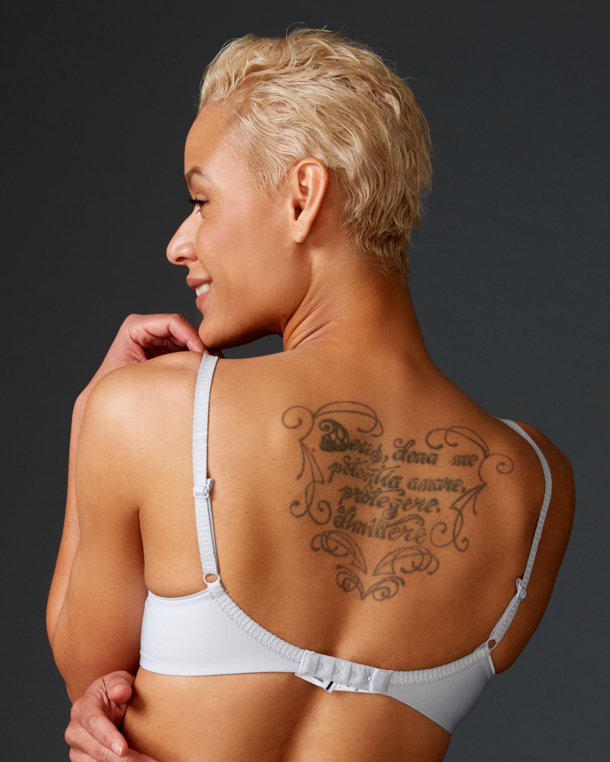 Chantelle Orangerie Lace Plunge Bra in gray