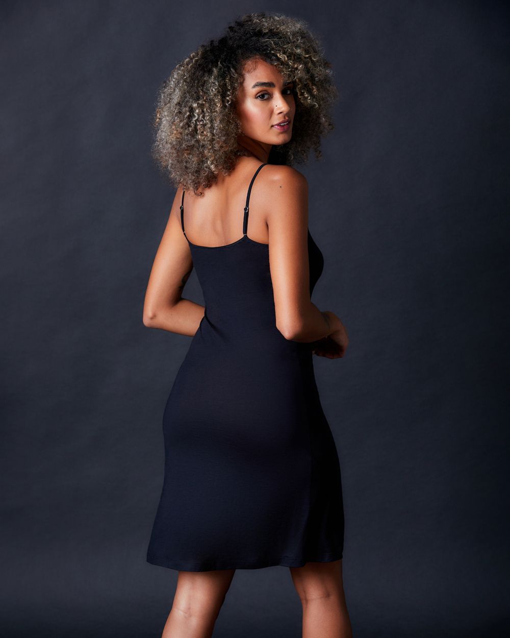 Hanro Ultralight Bodydress in black