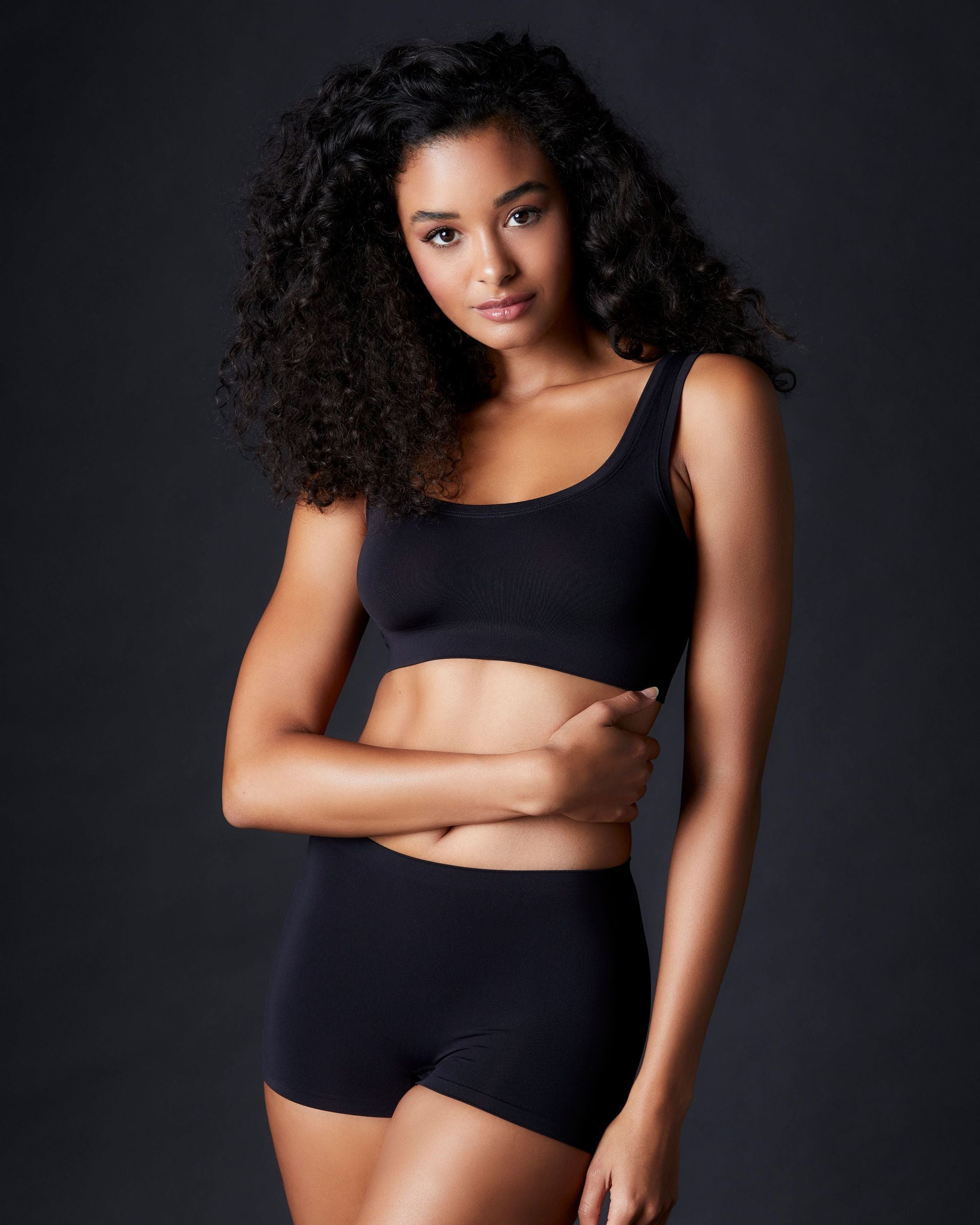 Hanro Touch Feeling Crop Top in black