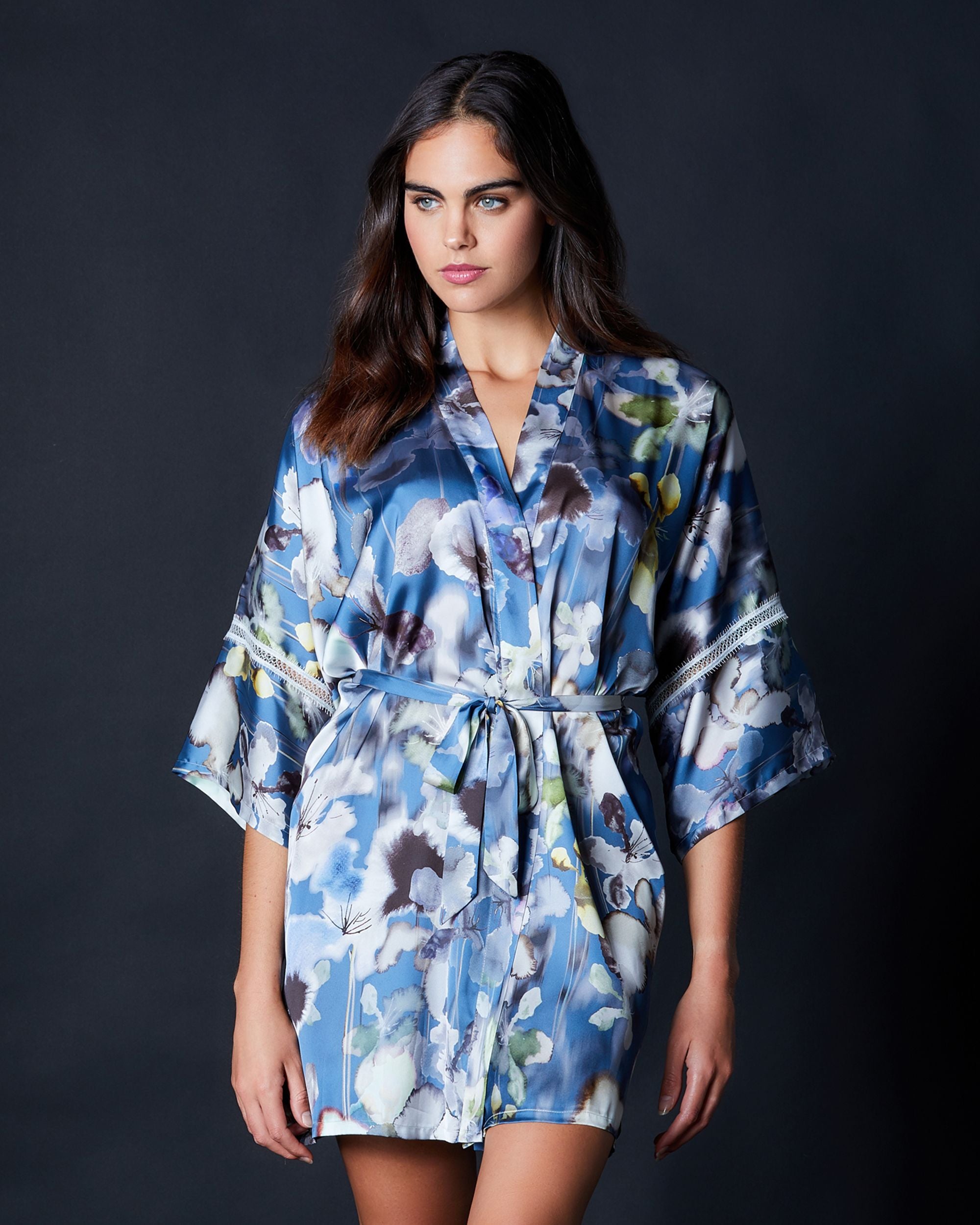 Samantha Chang Wellness Bella Kimono in blue