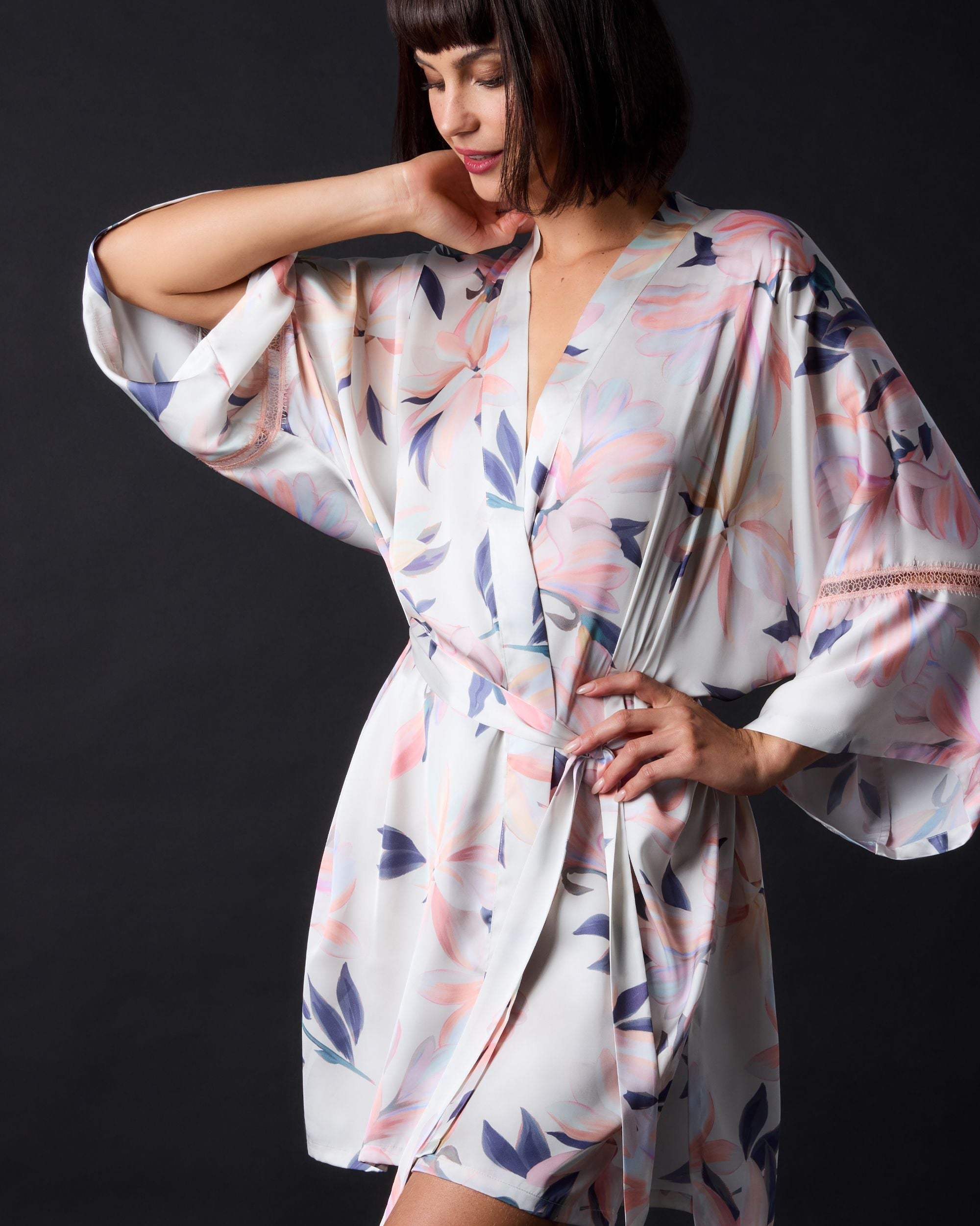 Samantha Chang Wellness Bella Kimono in blue