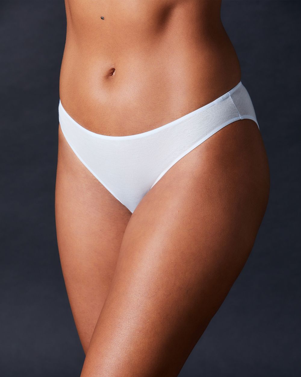 Hanro Ultralight Bikini in blue