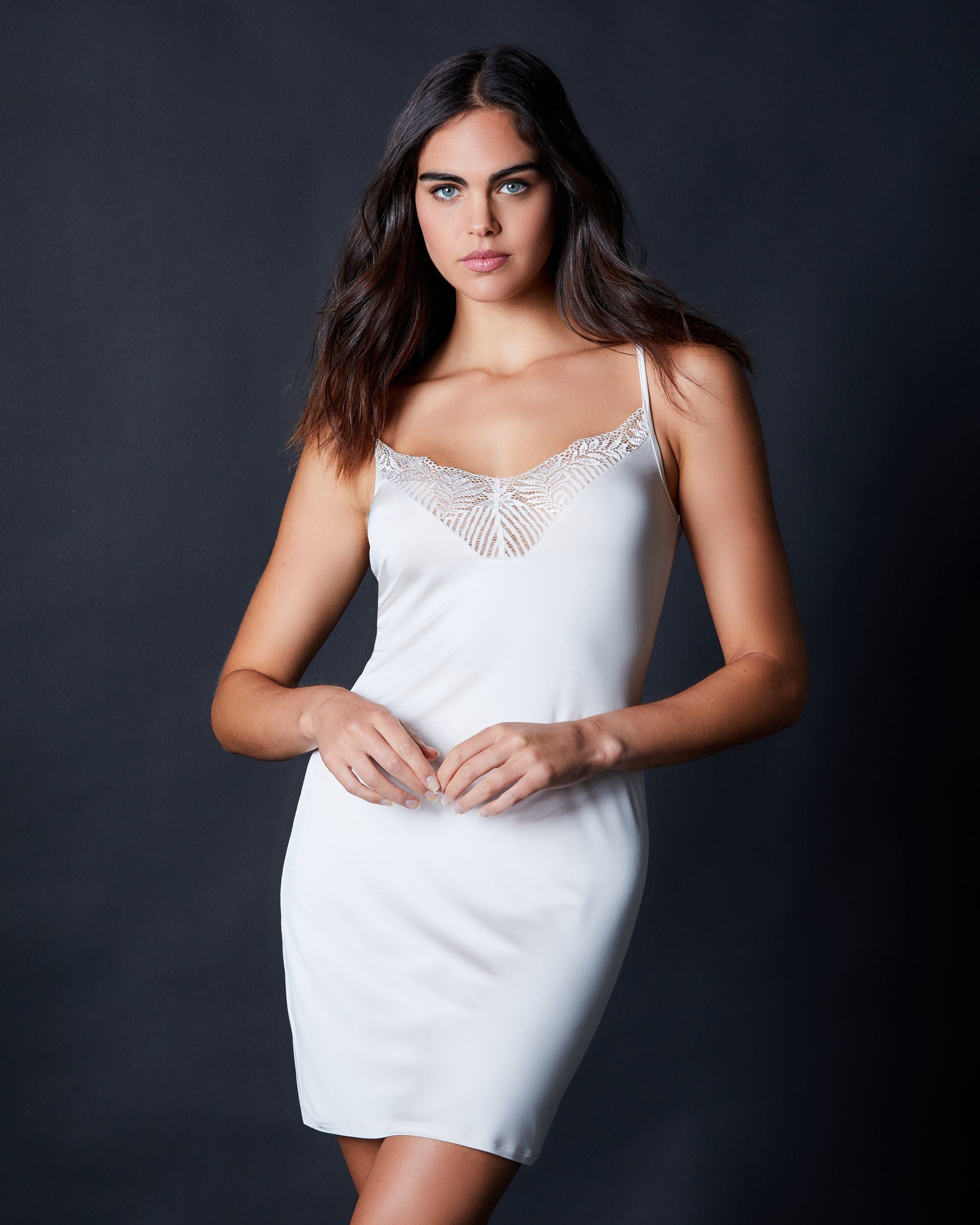 Hanro Irini Bodydress with Lace in white