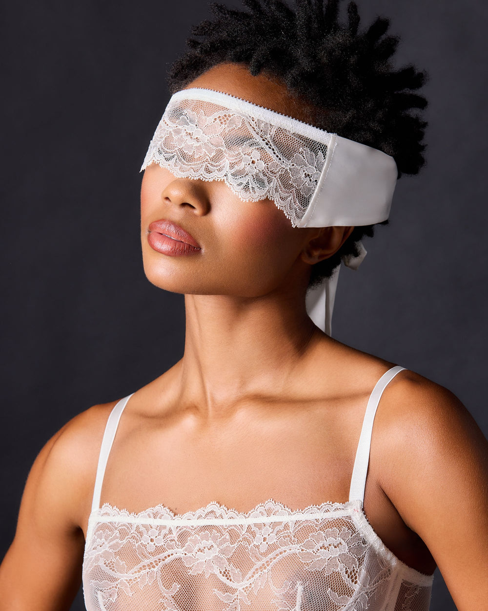 Journelle Anais Lace Eye Mask in white