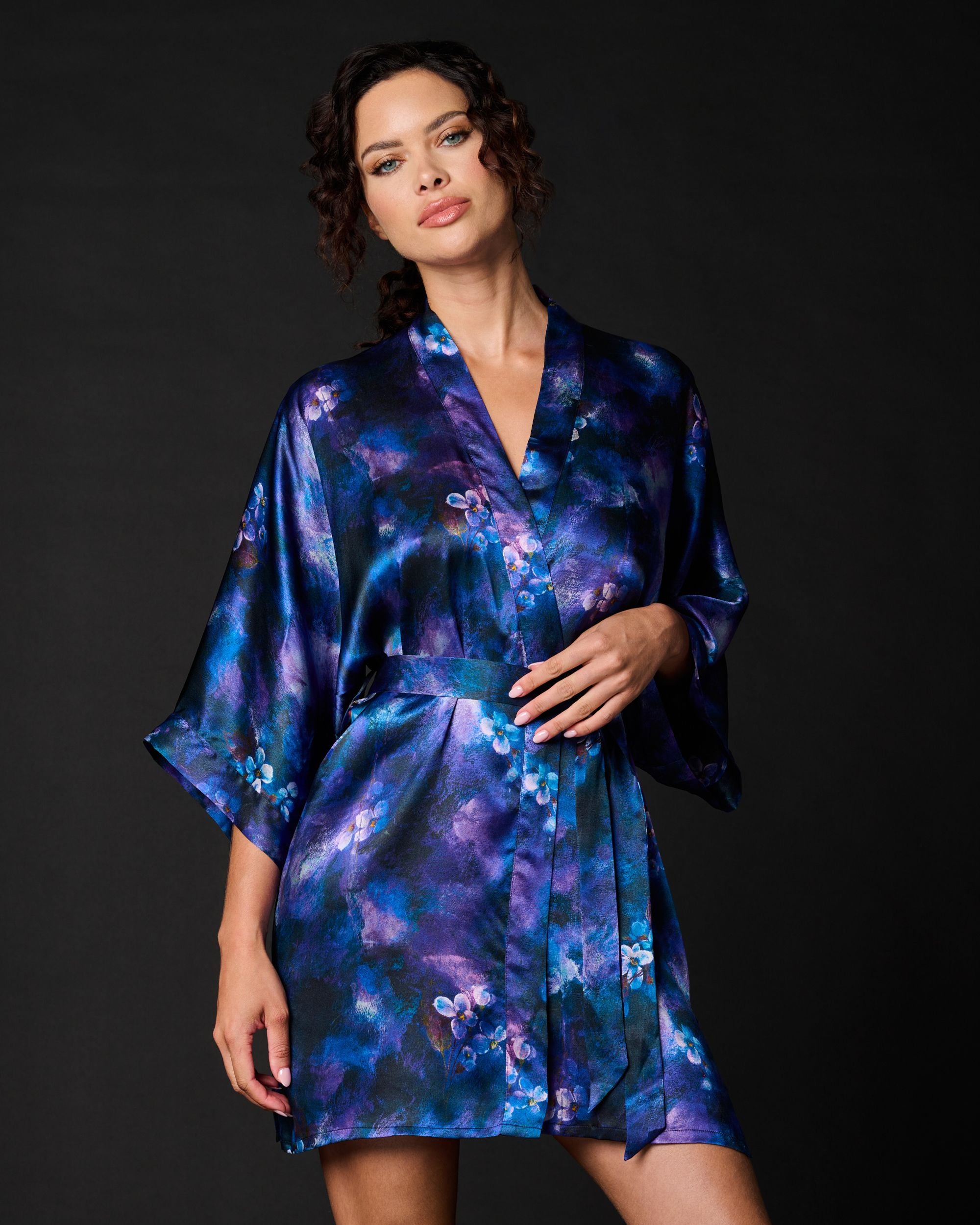 Samantha Chang Silk Classic Short Kimono in purple