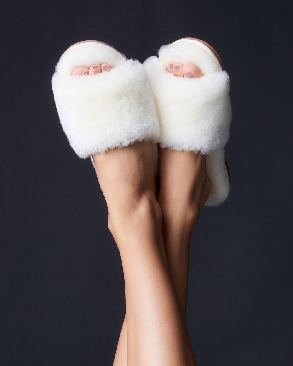 Patricia Green Tahoe Single Strap Slipper in white