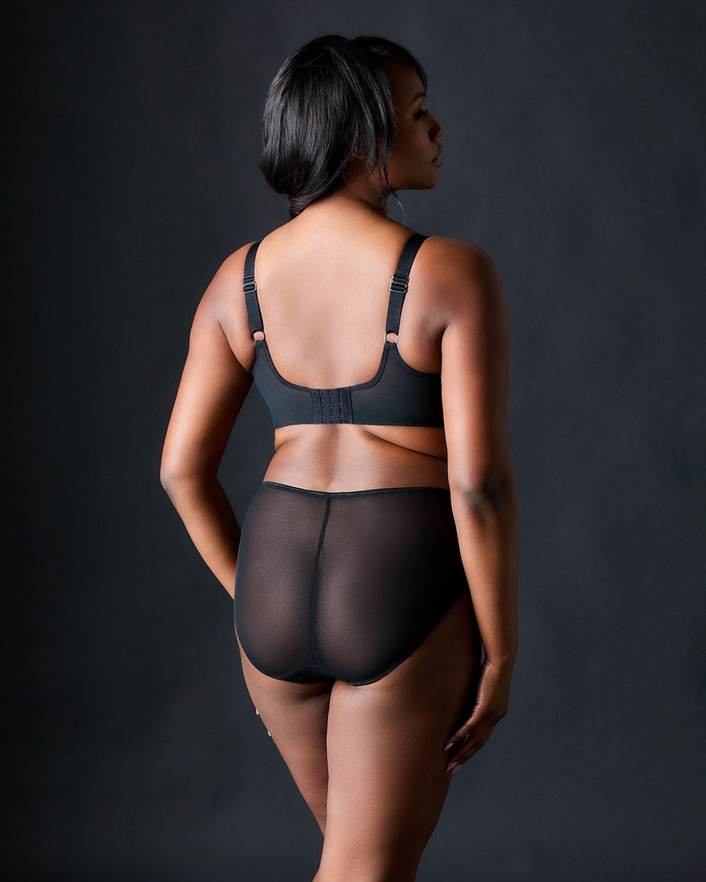 Elomi Matilda Underwire Plunge Bra in black