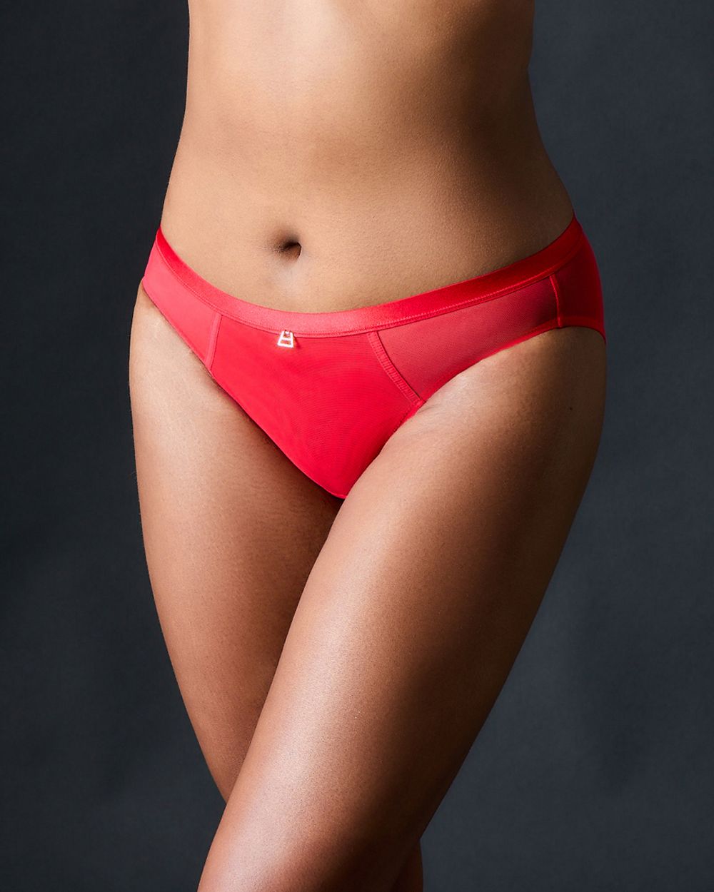 Freya Snapshot Brief in red