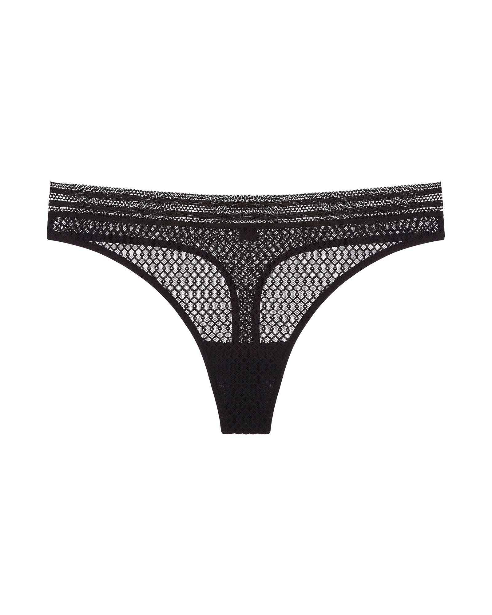 Else Kaia Thong in black