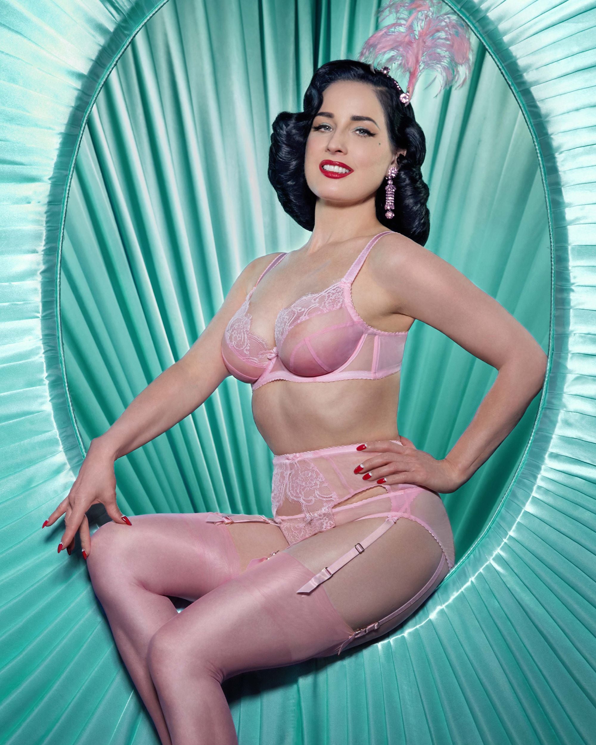 Dita Von Teese Muse Underwire Bra in pink