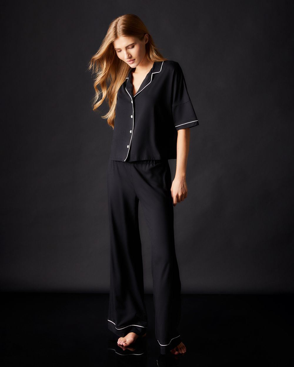 Journelle Lilly Boxy Crop Short Sleeve & Wide Leg Pant in black