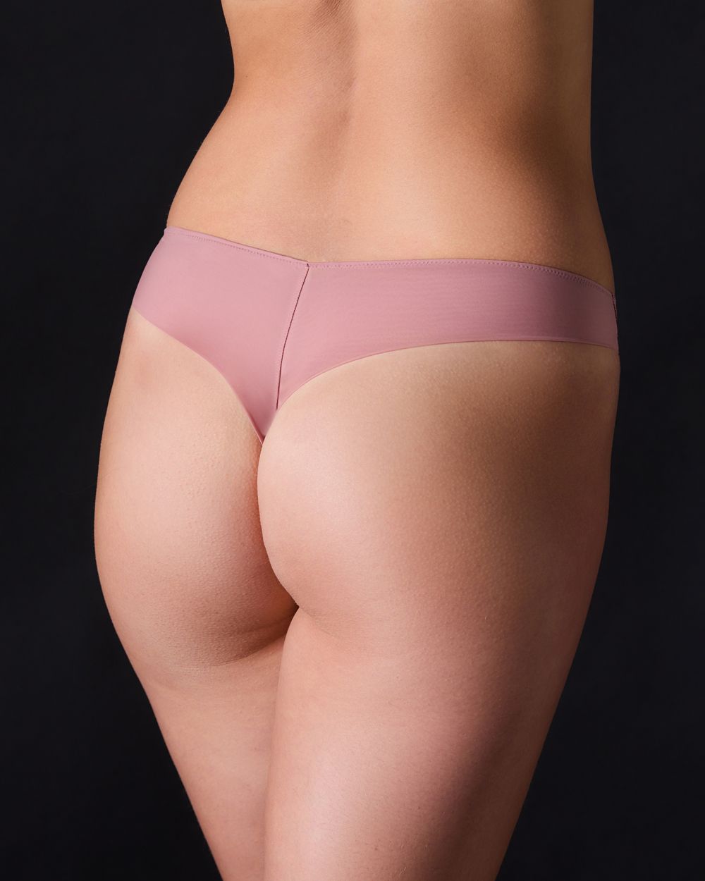 Hanro Clia Thong in pink