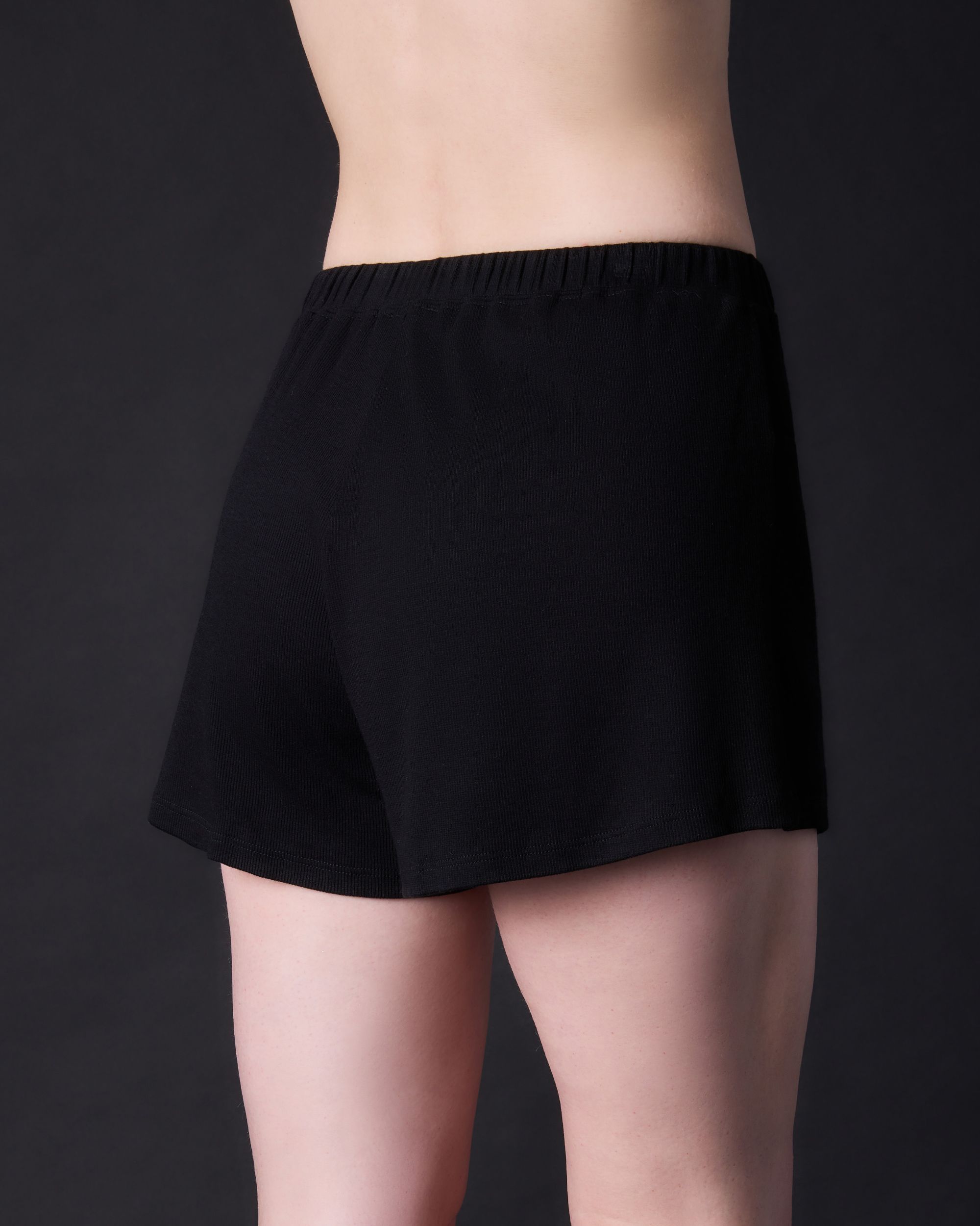 Journelle Kaia Short in black