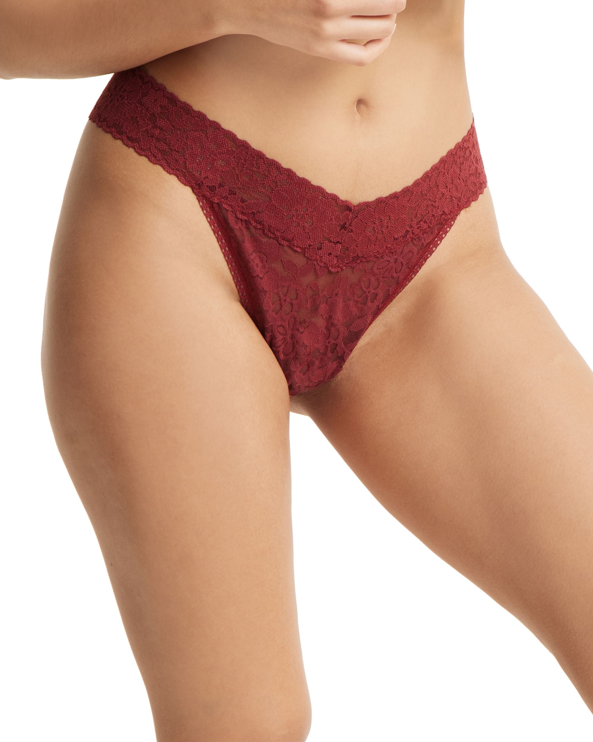 Hanky Panky Daily Lace Original Rise Thong in red