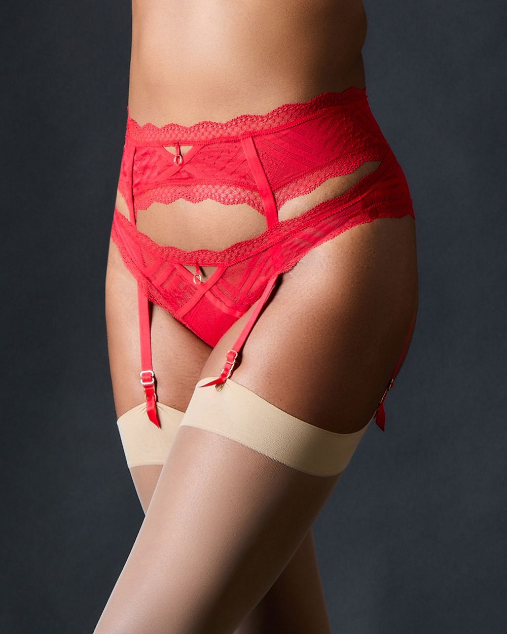 Freya Fatale Suspender in red