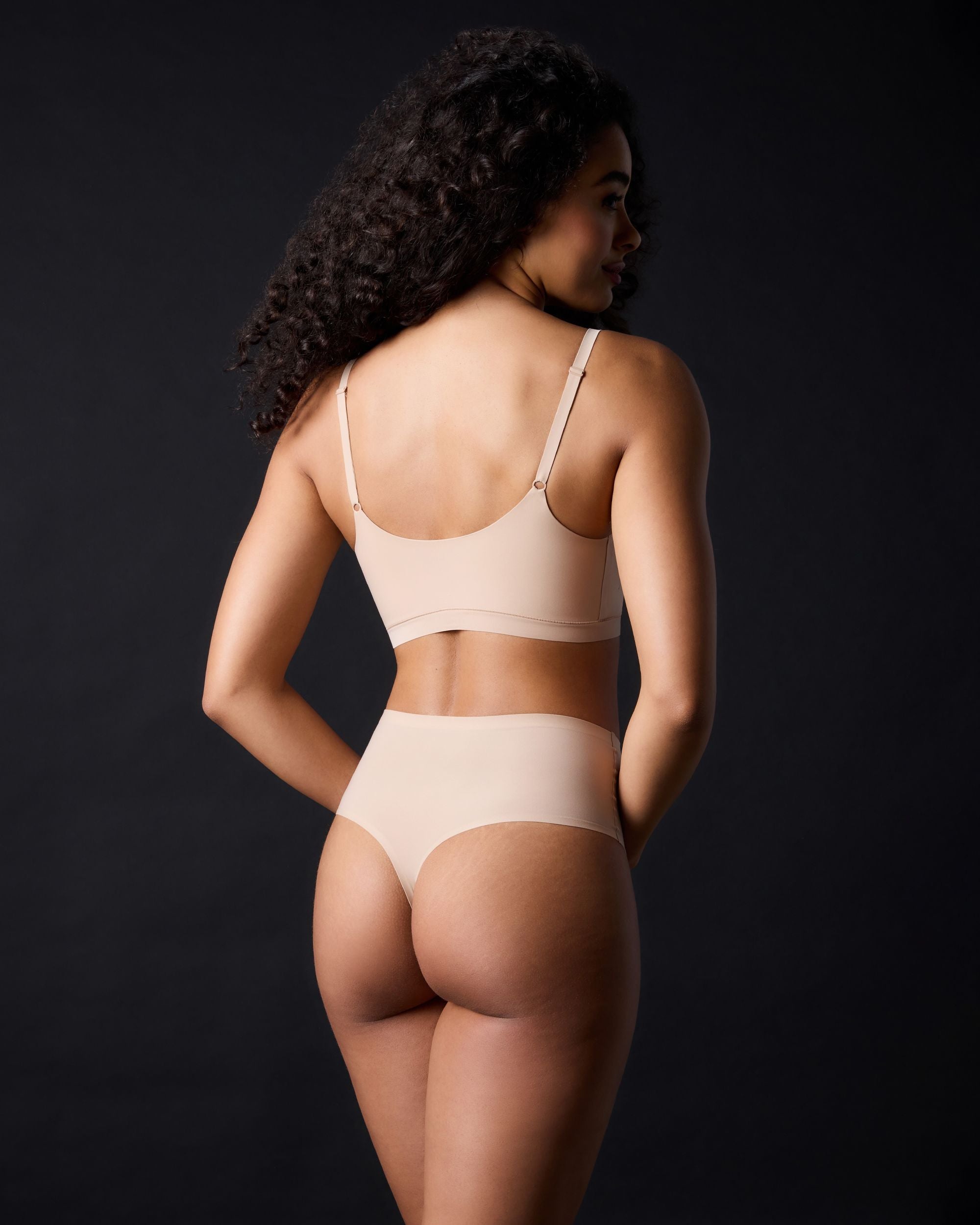 Chantelle Soft Stretch Scoop Bralette in beige