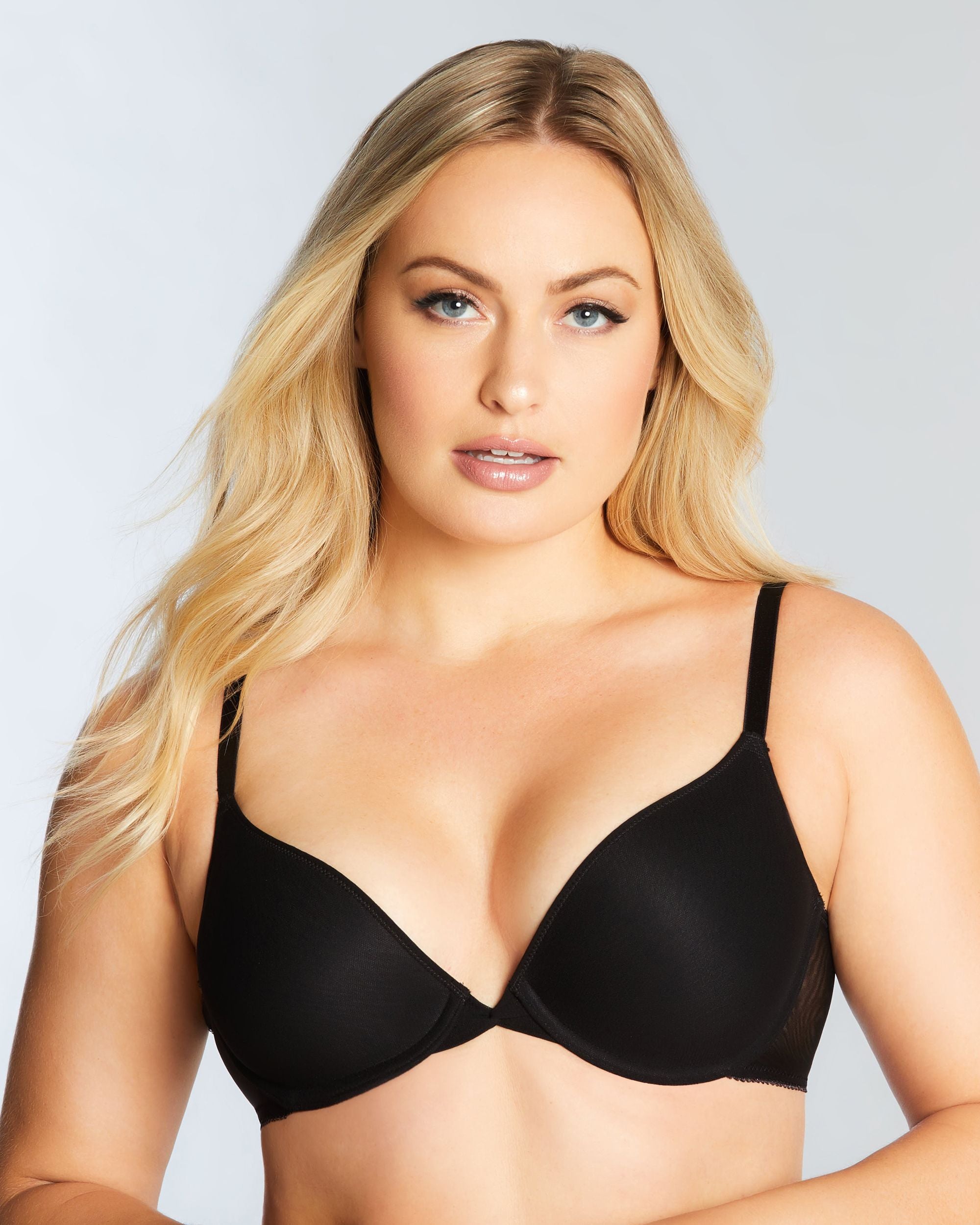 OnGossamer Bump It Up Pushup Bra in black