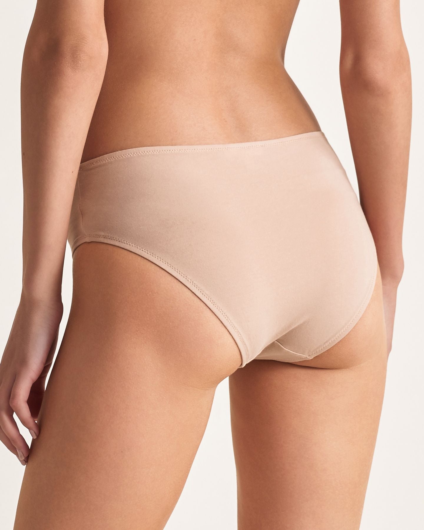 Skin Whisper Weight Galia Hipster in beige