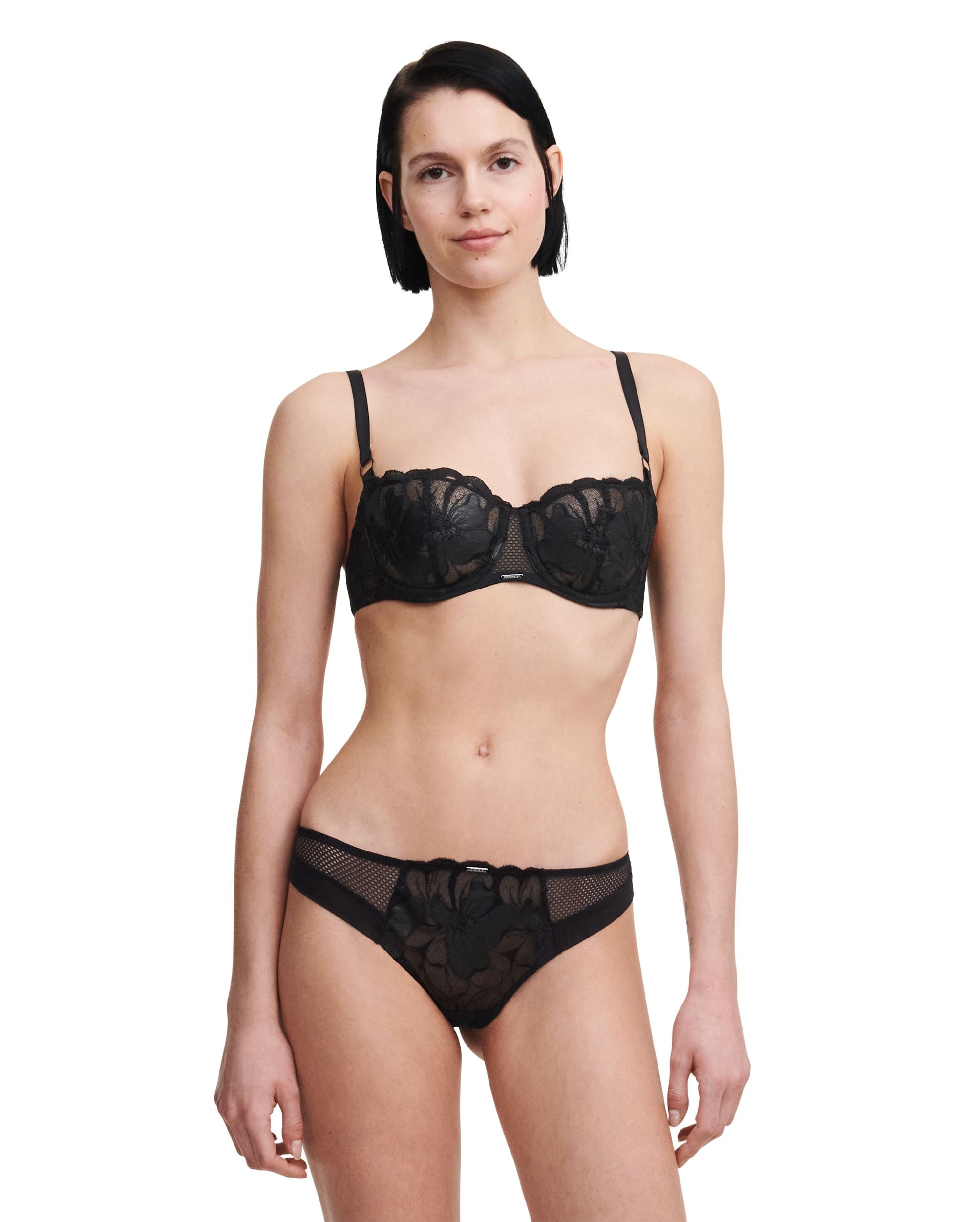 Chantelle Fleurs Signature Lace Unlined Demi in black