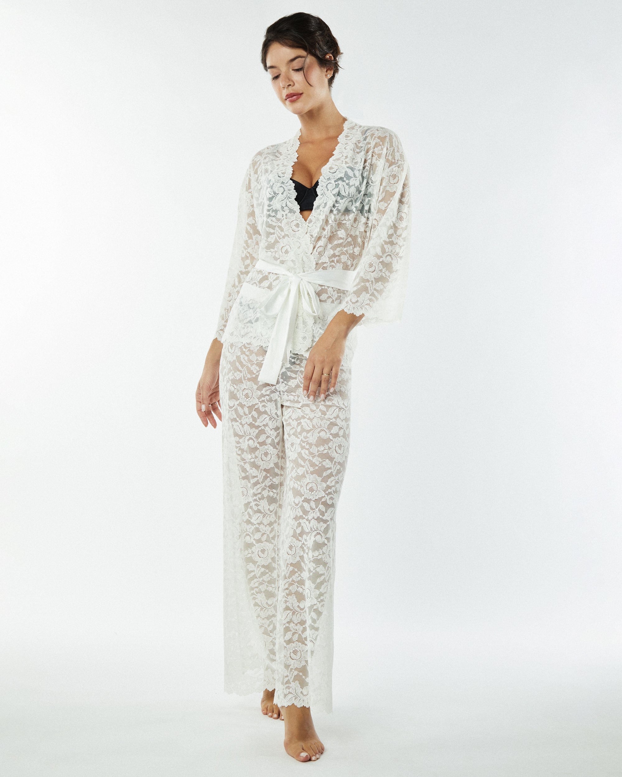 Natori Allover Lace Pant in black