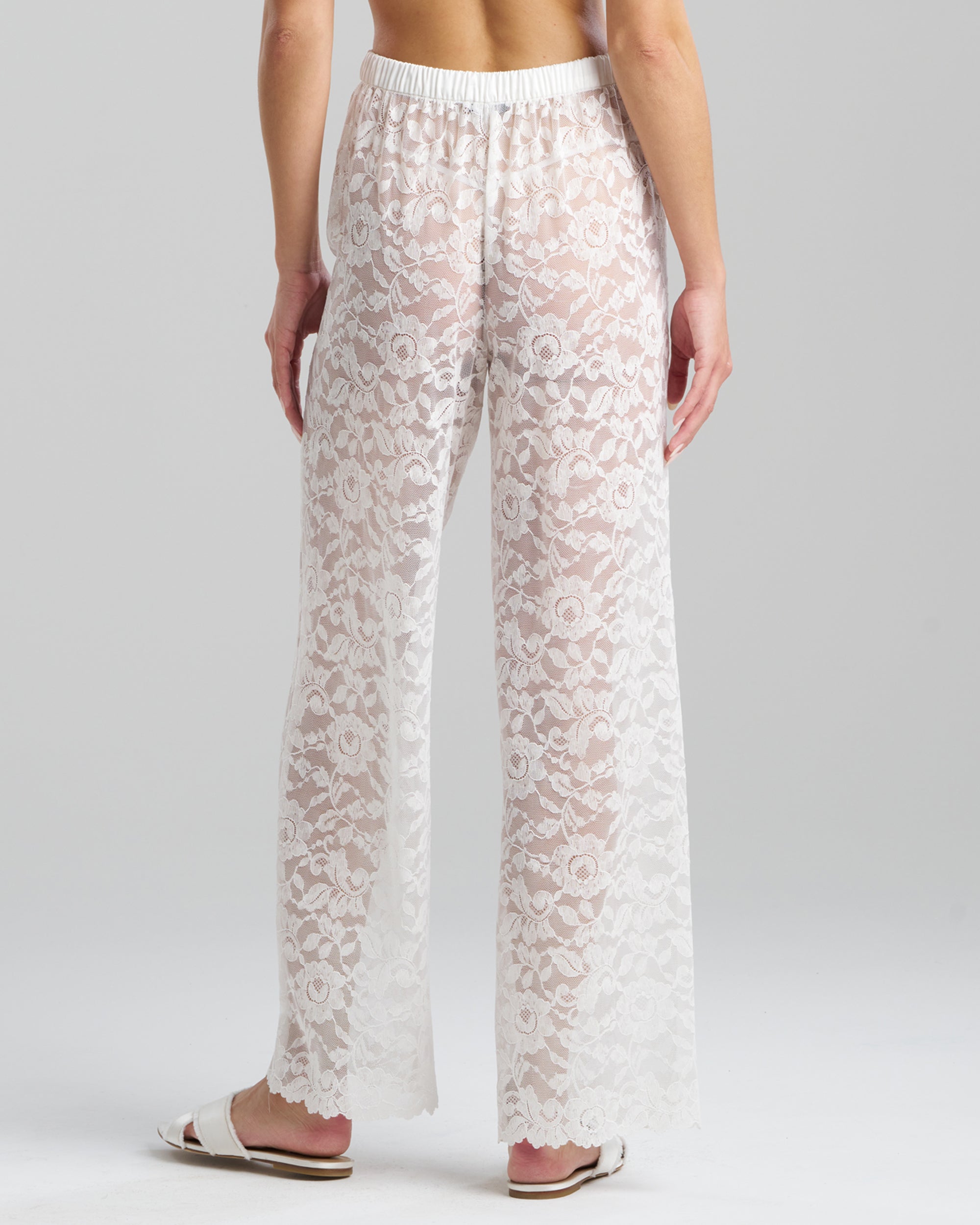 Natori Allover Lace Pant in black