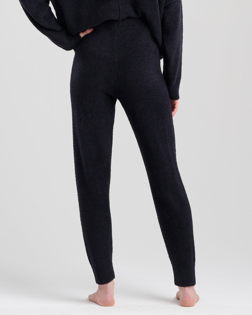 Natori Cozy Luxe Jogger in black