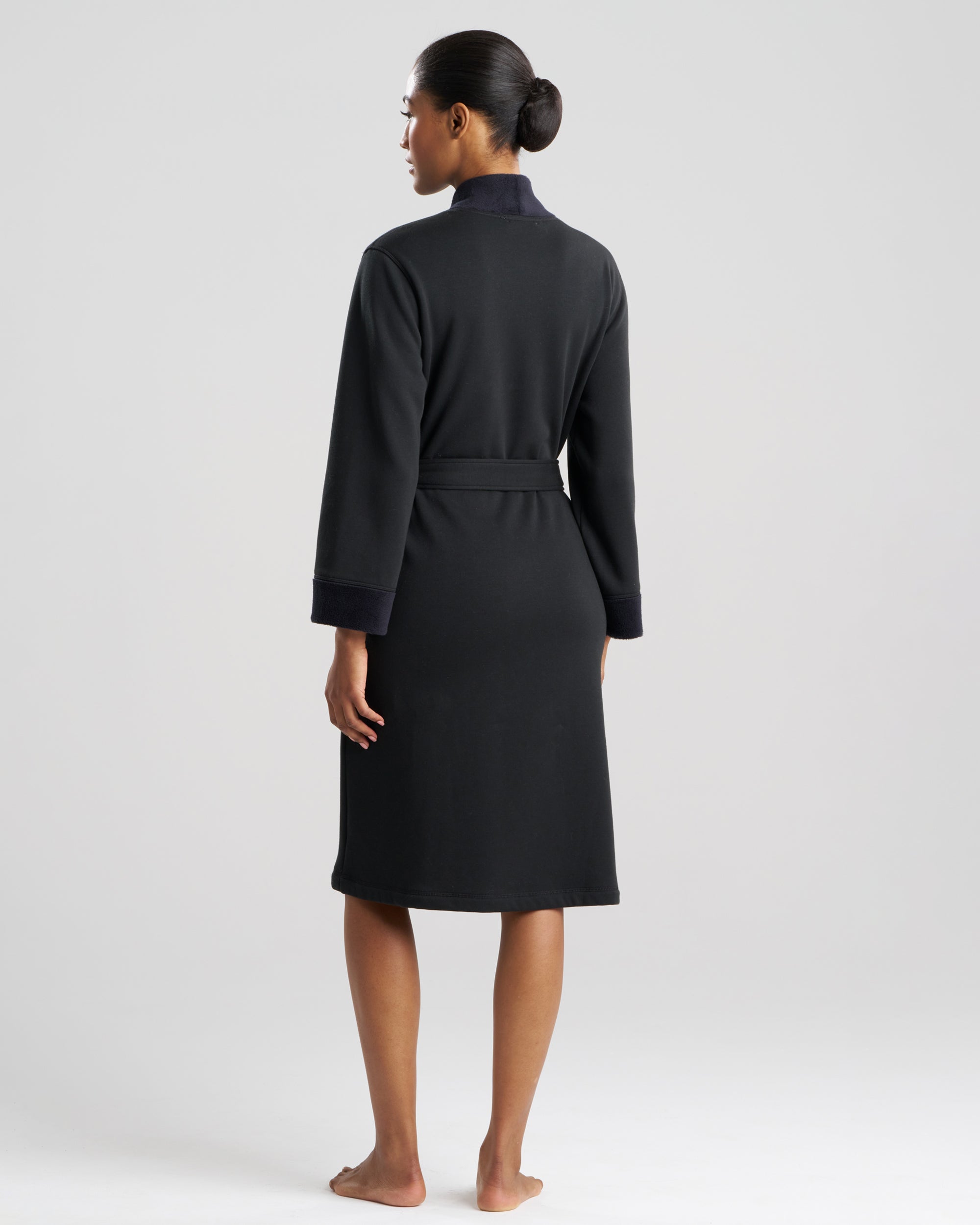 Natori Cozy Knit Robe in black
