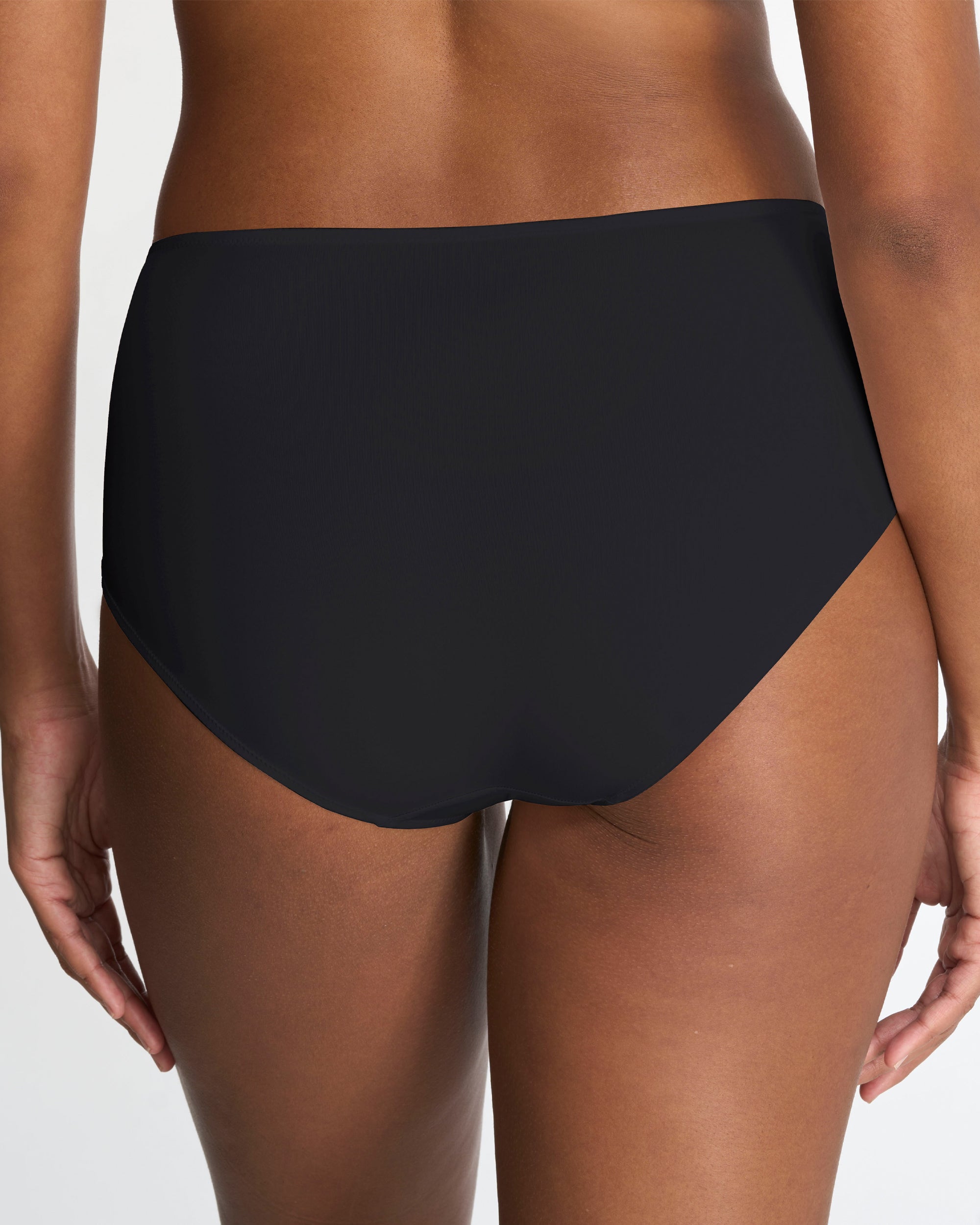 Natori Statement Full Brief in black
