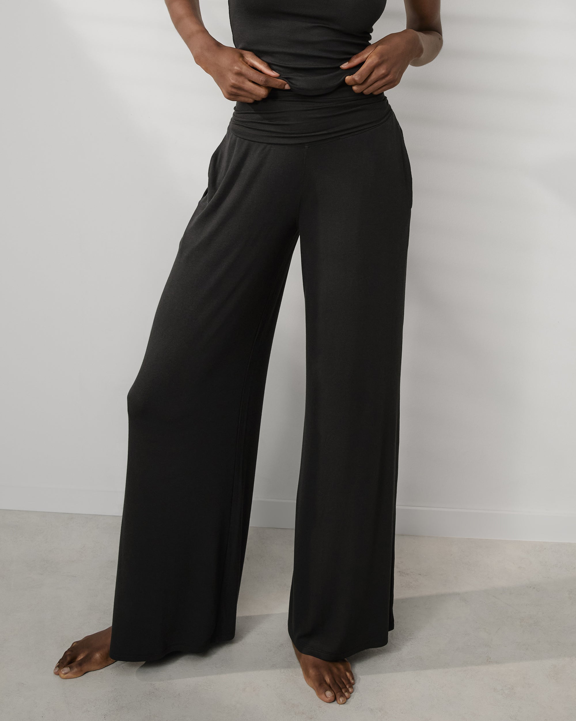 Lunya Soft Modal Foldover pant in black