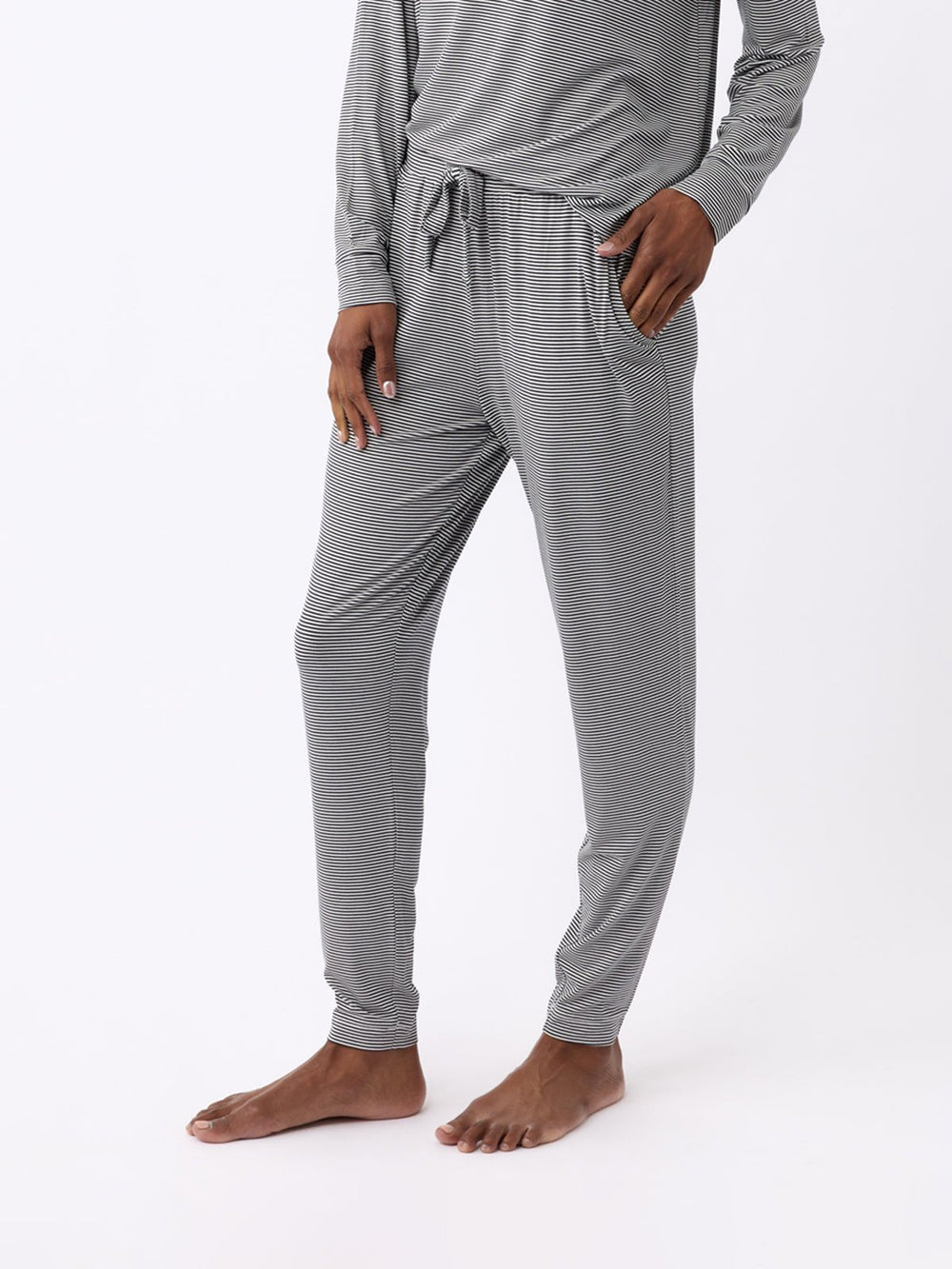 Women's Bamboo Stretch-Knit Tapered Pant in blue | Cozy Earth