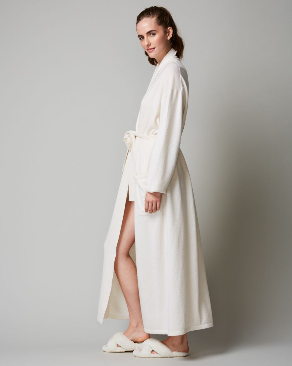 Arlotta Classic Collection Long Cashmere Robe in white