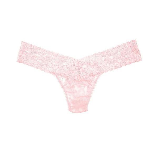 Hanky Panky Signature Lace Low-Rise Thong (Rolled) in pink