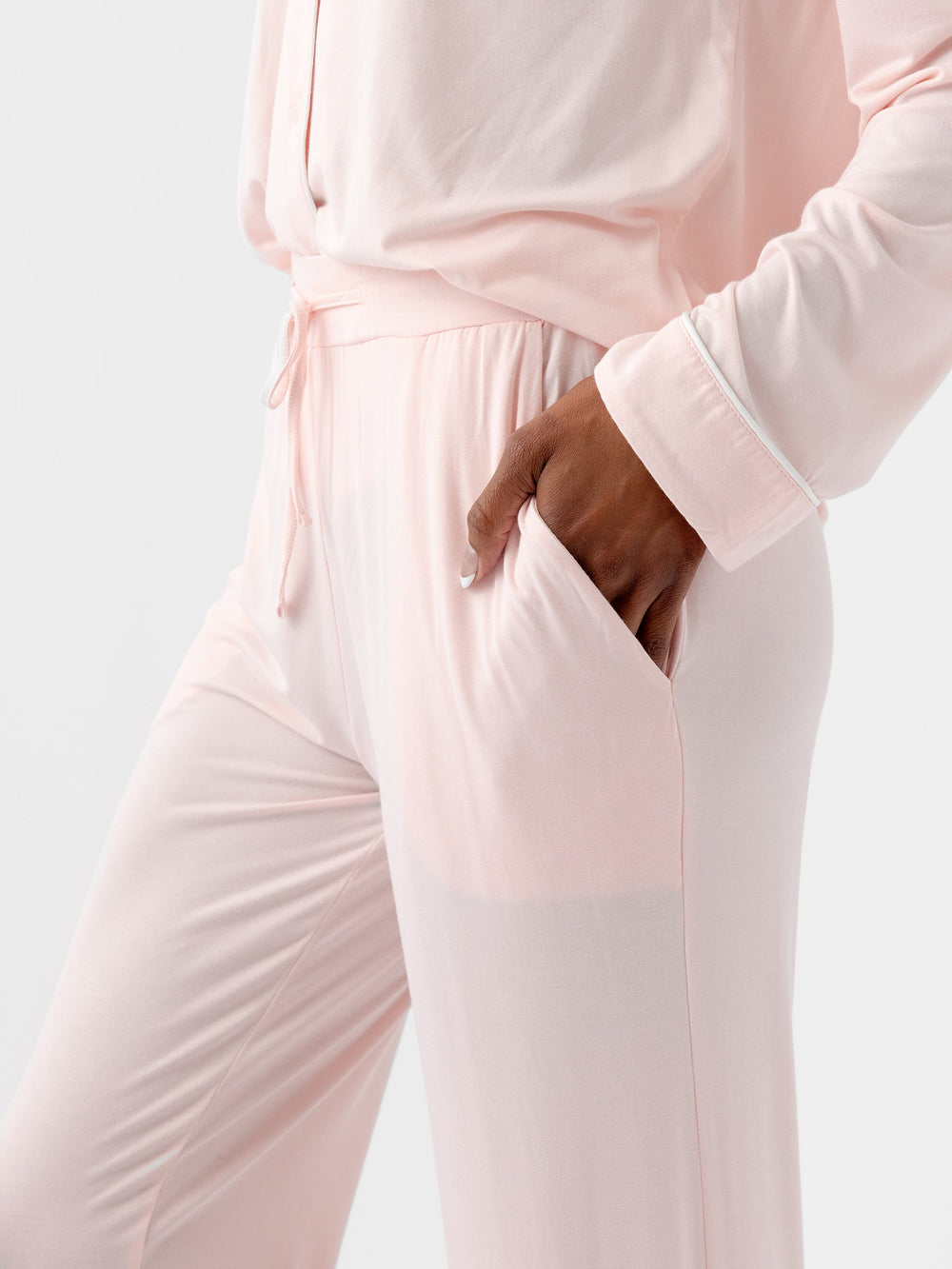 Women's Bamboo Stretch-Knit Pajama Pant - Tall in black | Cozy Earth
