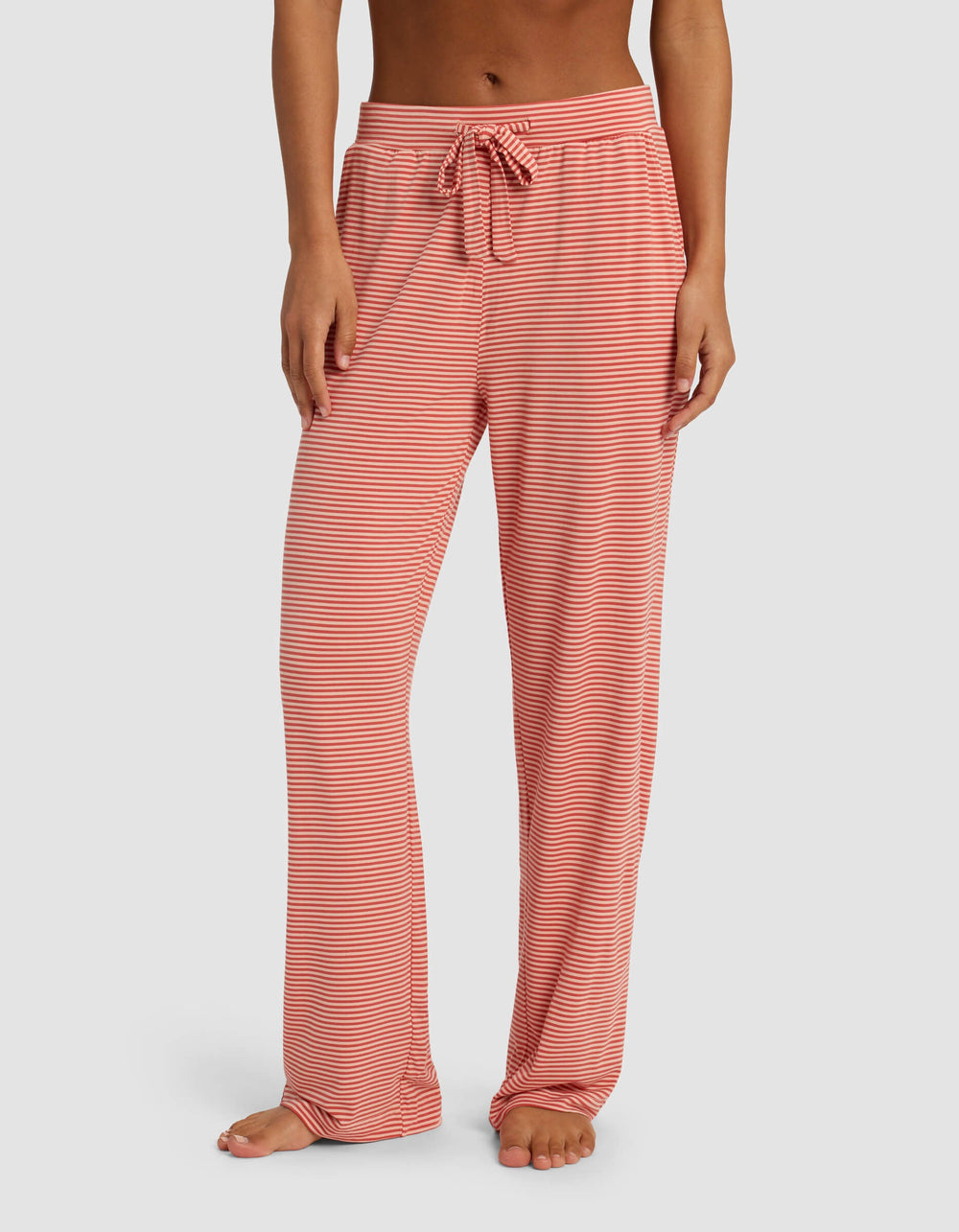 Women's Bamboo Stretch-Knit Lounge Tee & Pants Set in pink | Cozy Earth