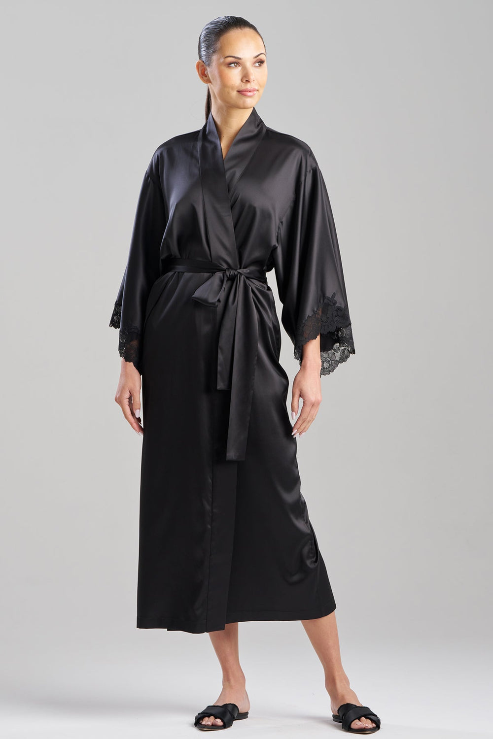 Peony Glamour Robe in black | Natori