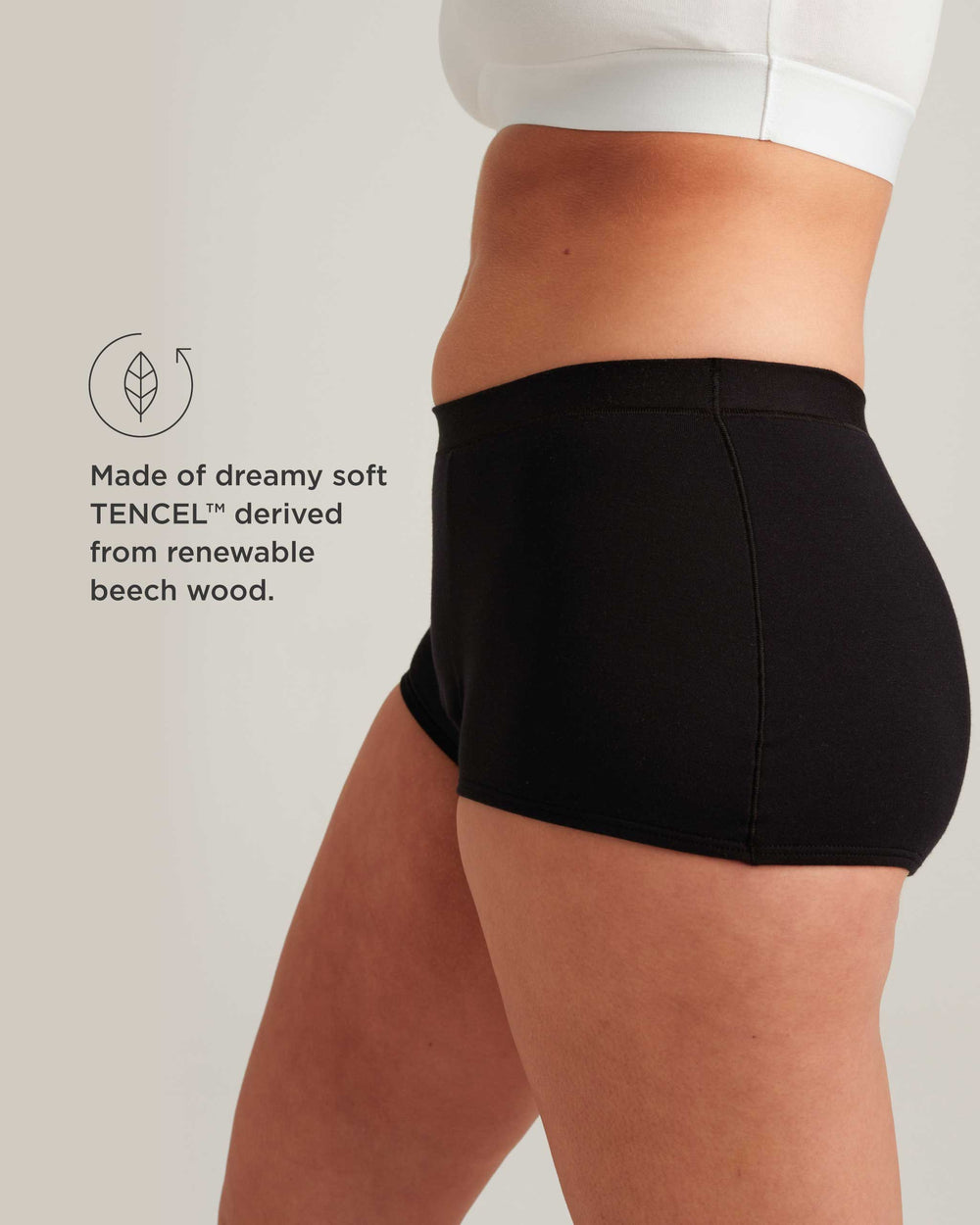 Leakproof Comfort CloudShort in black | Saalt