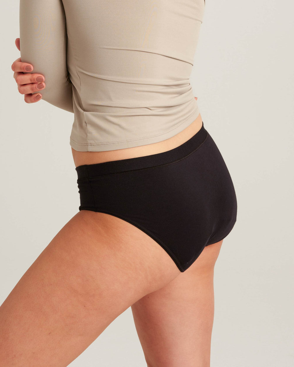 Leakproof Comfort Brief in black | Saalt