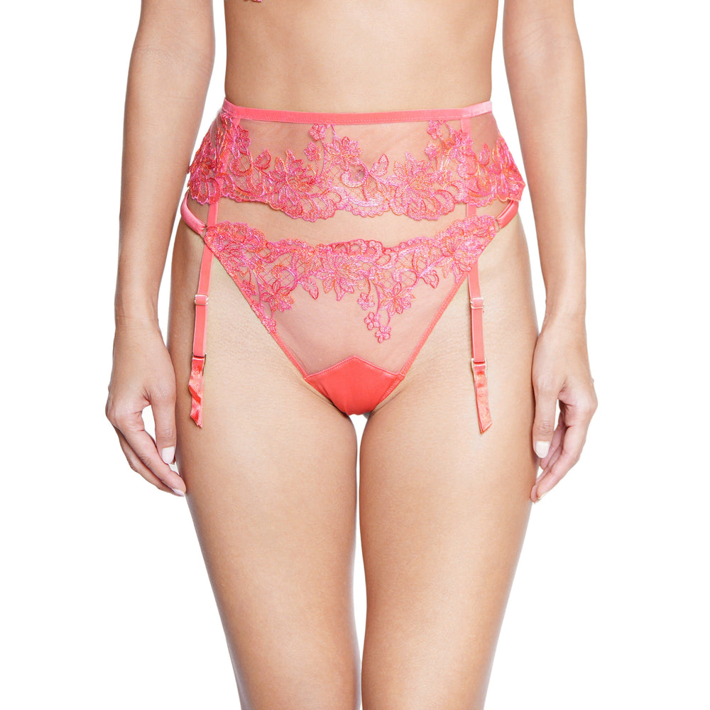 Prestige Bonbon Rose Garter Belt in pink | huit-lingerie