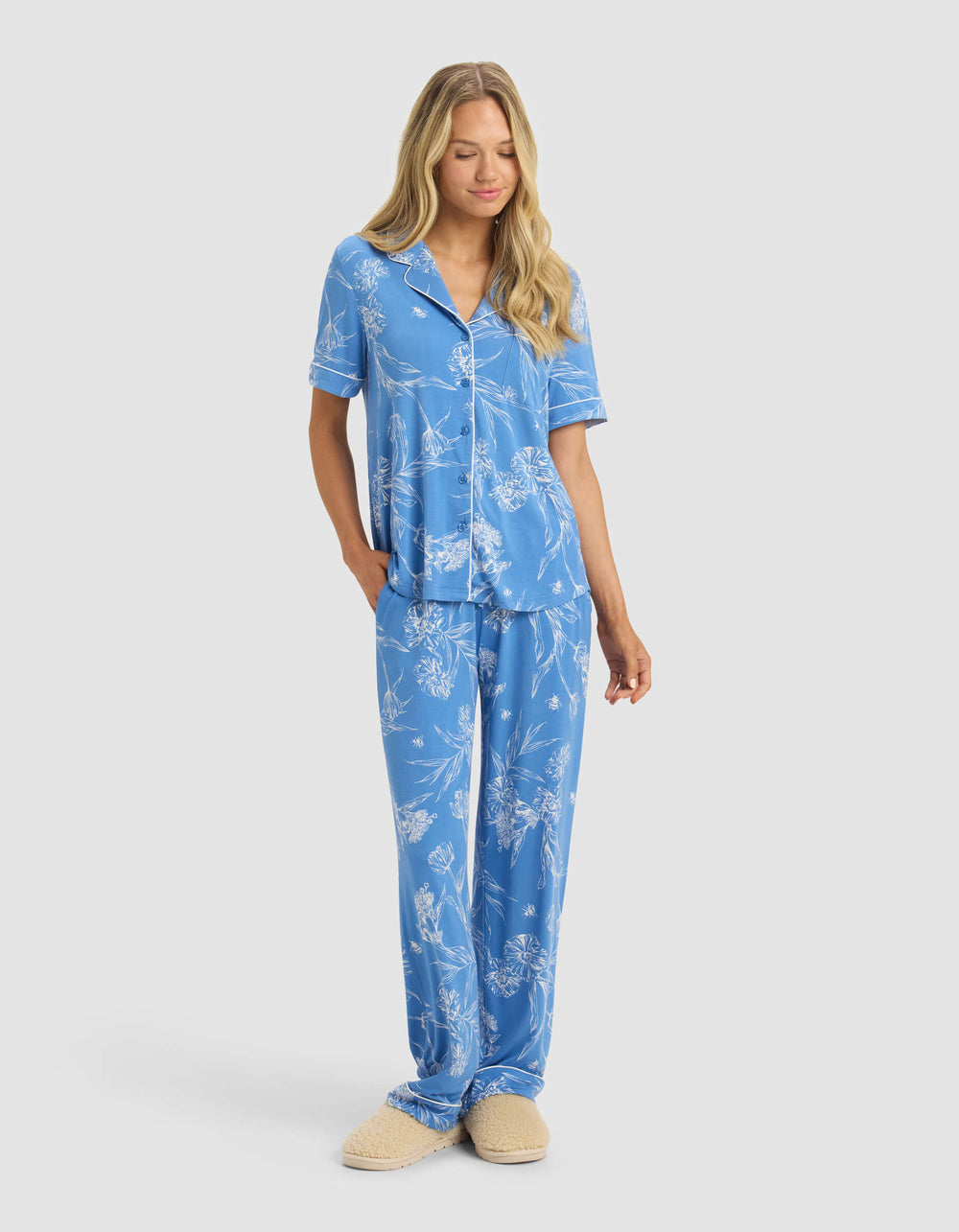 Women's Bamboo Stretch-Knit Pajama Pant (Collective) in pink | Cozy Earth