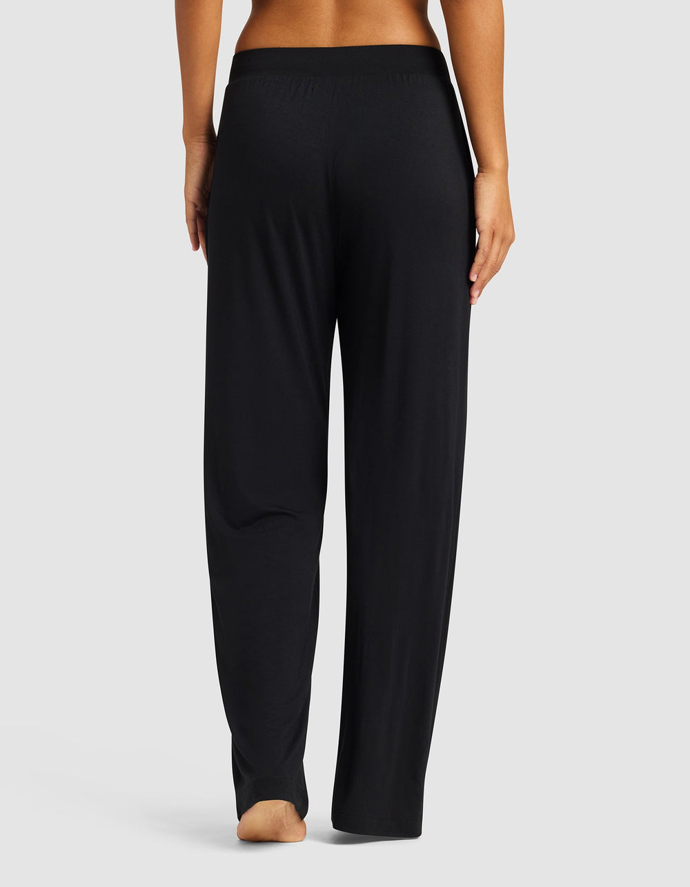 Women's Bamboo Stretch-Knit Lounge Tee & Pants Set in pink | Cozy Earth