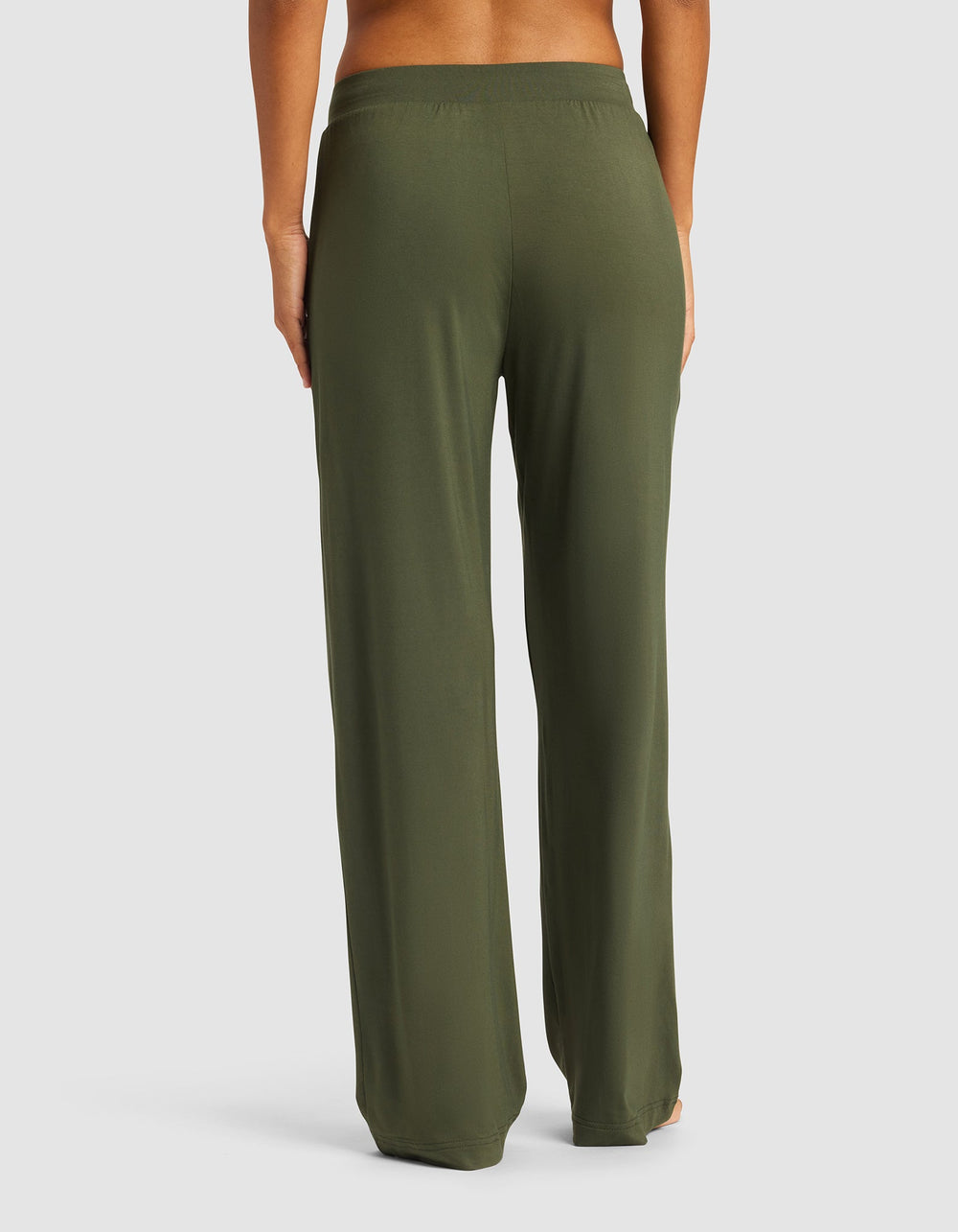 Women's Bamboo Stretch-Knit Lounge Tee & Pants Set in pink | Cozy Earth