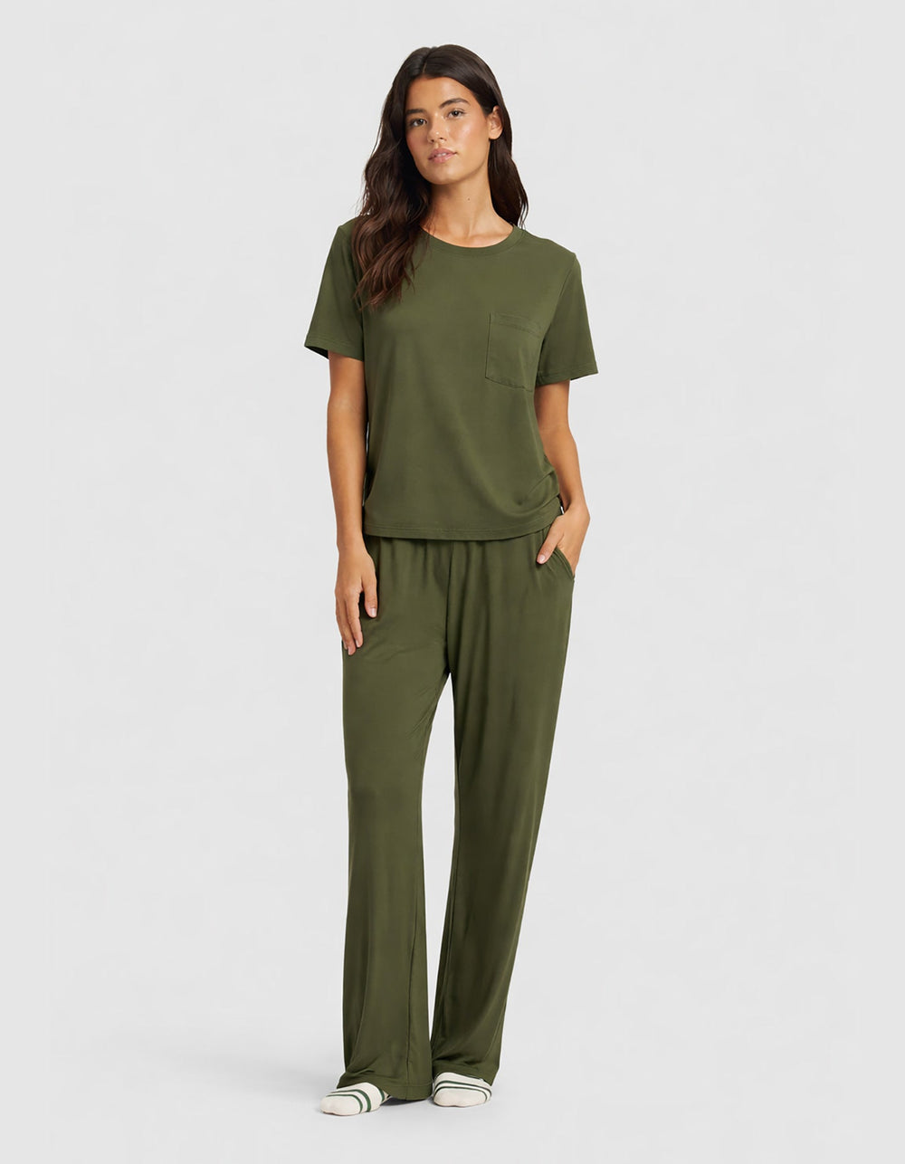 Women's Bamboo Stretch-Knit Lounge Tee & Pants Set in pink | Cozy Earth