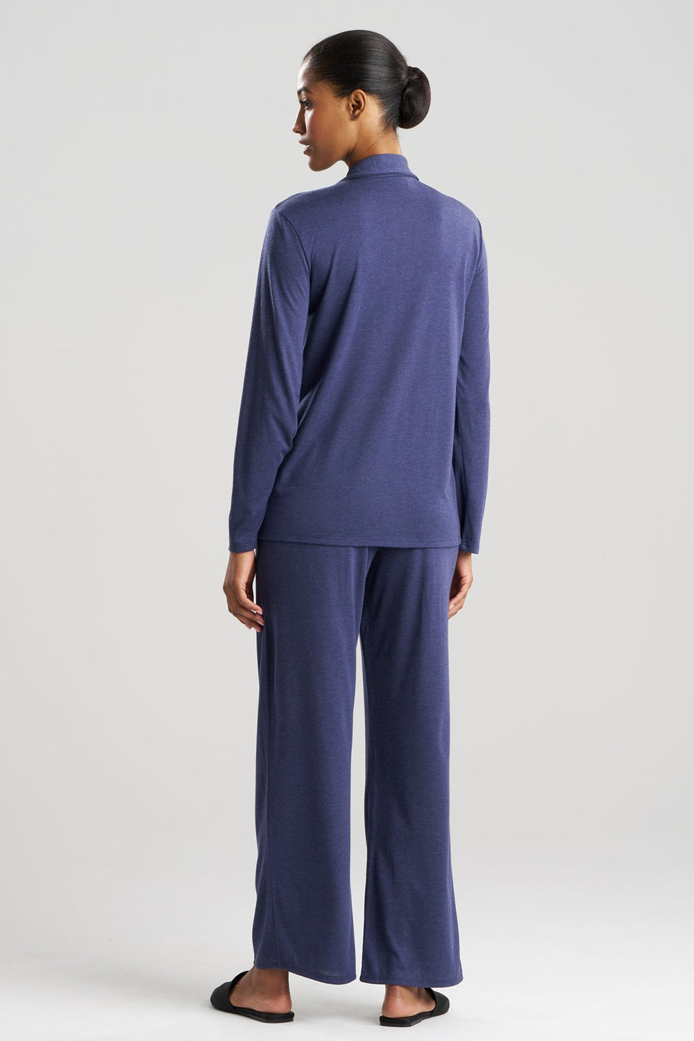 Shangri-La Embroidered TENCEL™ Notch PJ in blue | Natori